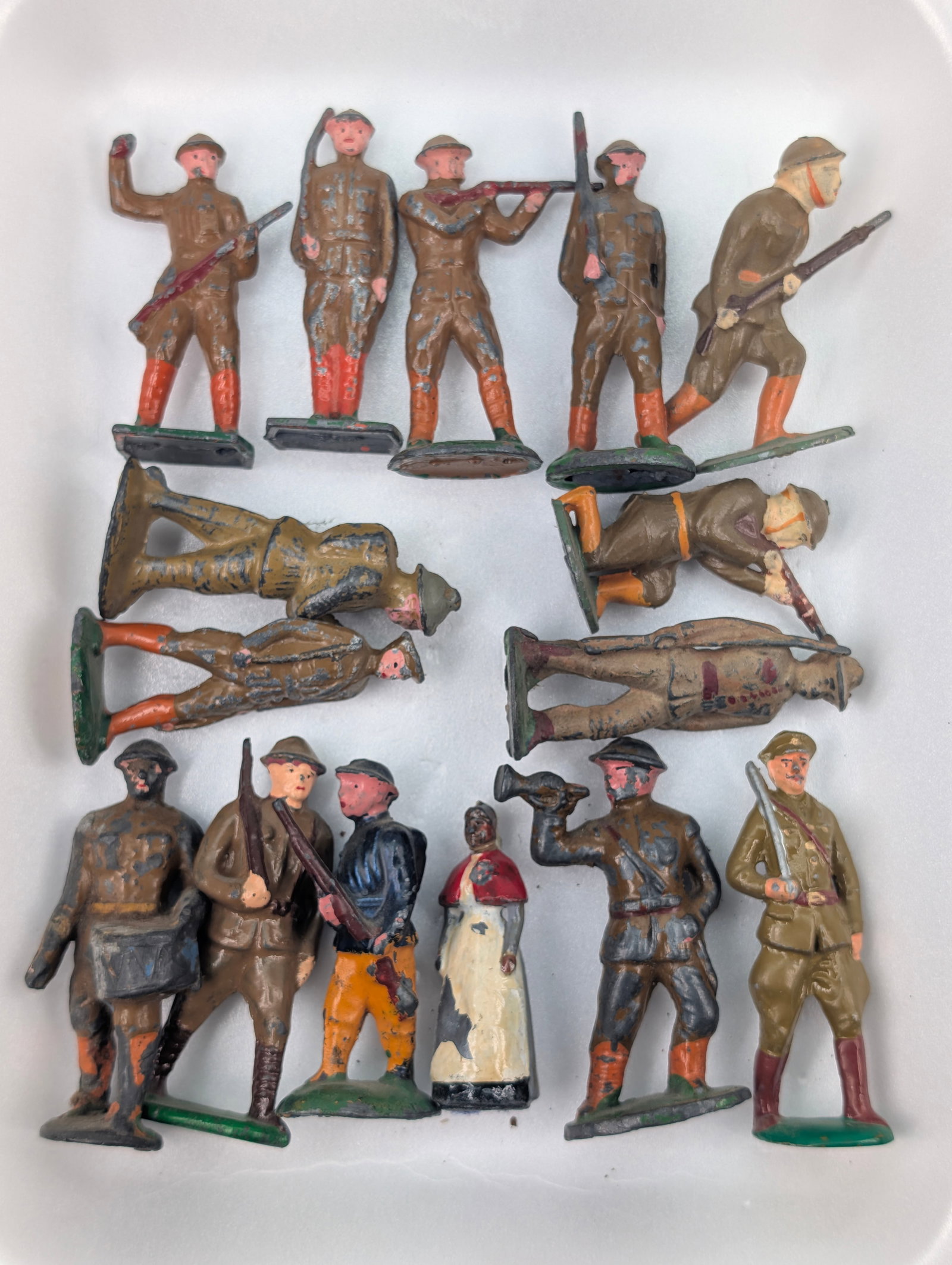 VARIOUS BARCLAY / MANOIL LEAD POD FOOT SOLDIERS: ALL REMAIN IN FAIR TO GOOD CONDITION, SHOWING SOME TYPICAL USAGE WEAR.