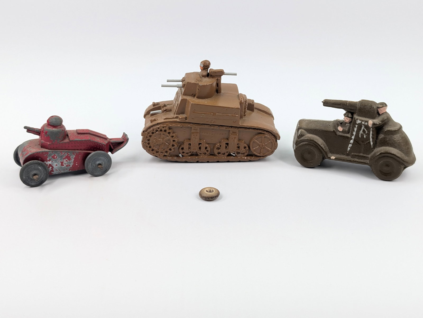 VARIOUS COMPOSITION TOY MILITARY VEHICLES: ALL REMAIN IN GOOD CONDITION, SHOWING SOME TYPICAL WEAR.