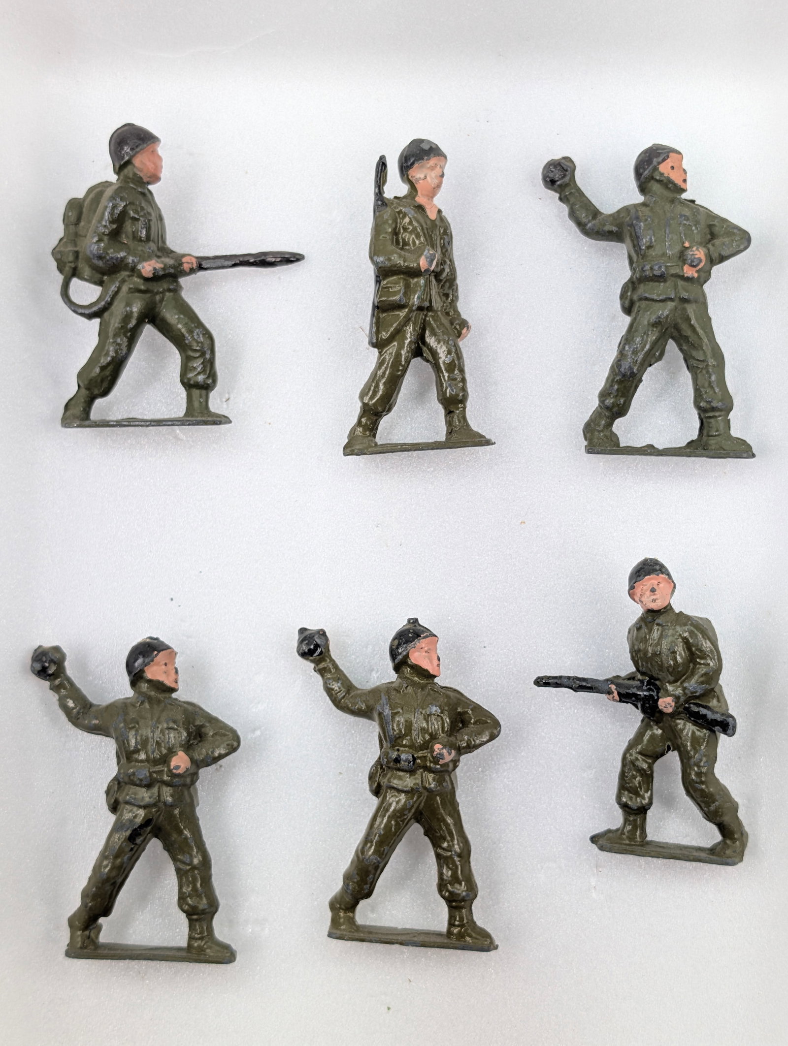 ASSORTED LOT OF VARIOUS LEAD SOLDIERS (1 of 4)