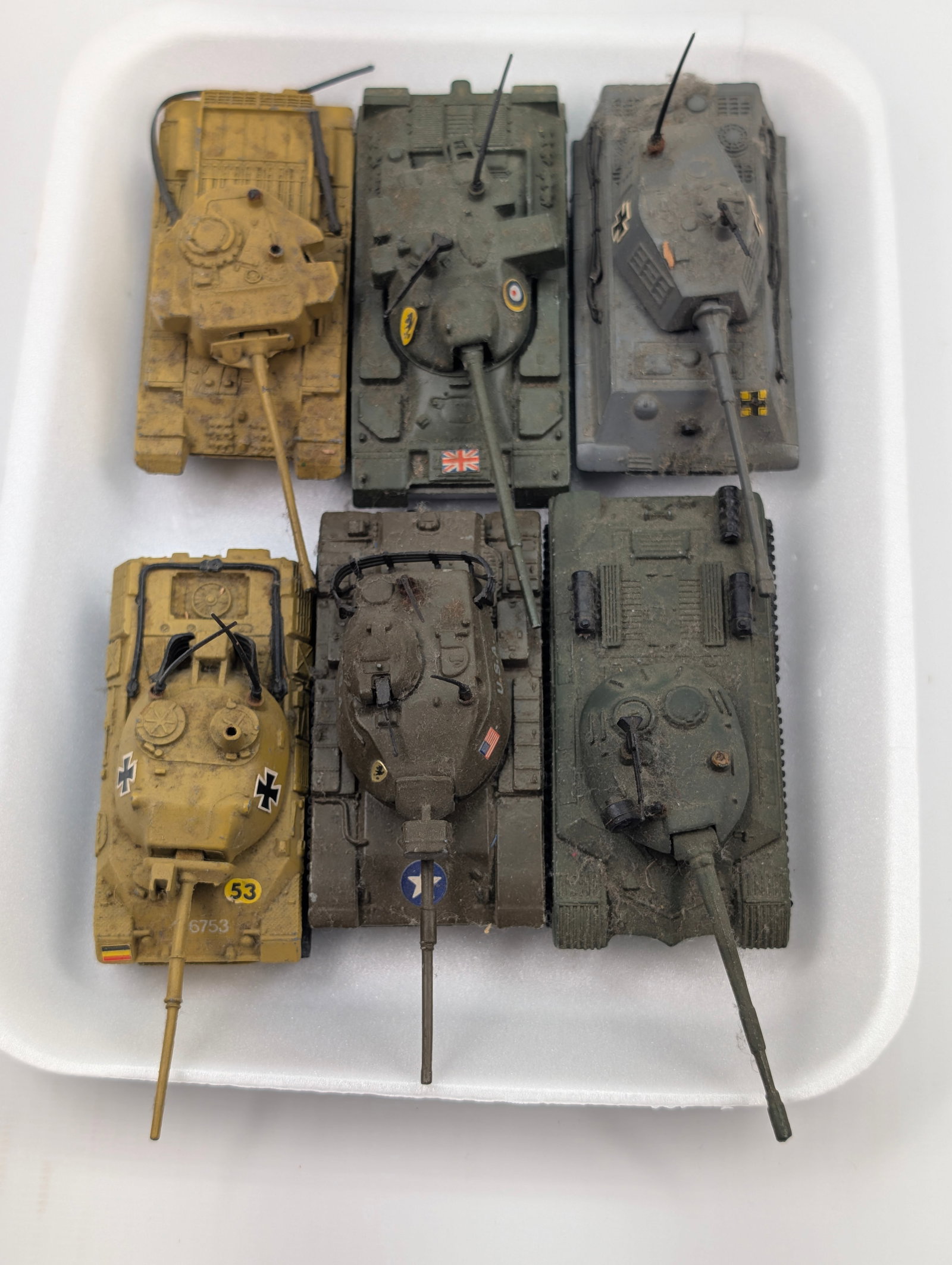 6) ZYLMEX DIECAST MILITARY TANKS (1 of 4)