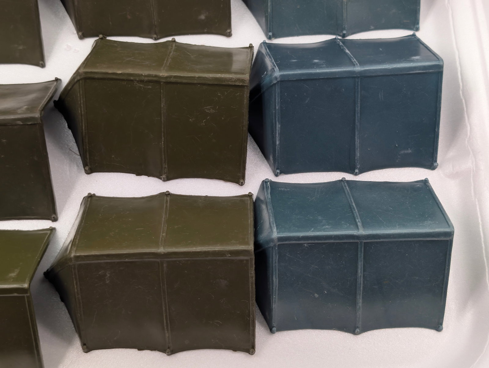 VARIOUS PLASTIC PLAYSET TENTS - 7