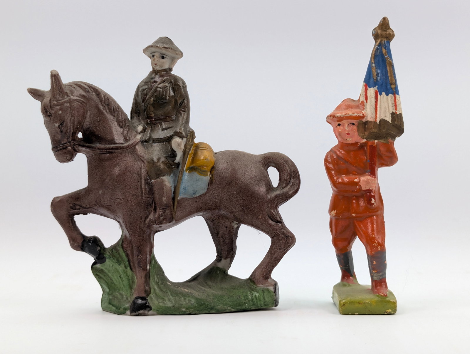2) VINTAGE JAPAN CERAMIC SOLDIERS: BOTH REMAIN IN GOOD CONDITION, SHOWING SOME PAINT WEAR.