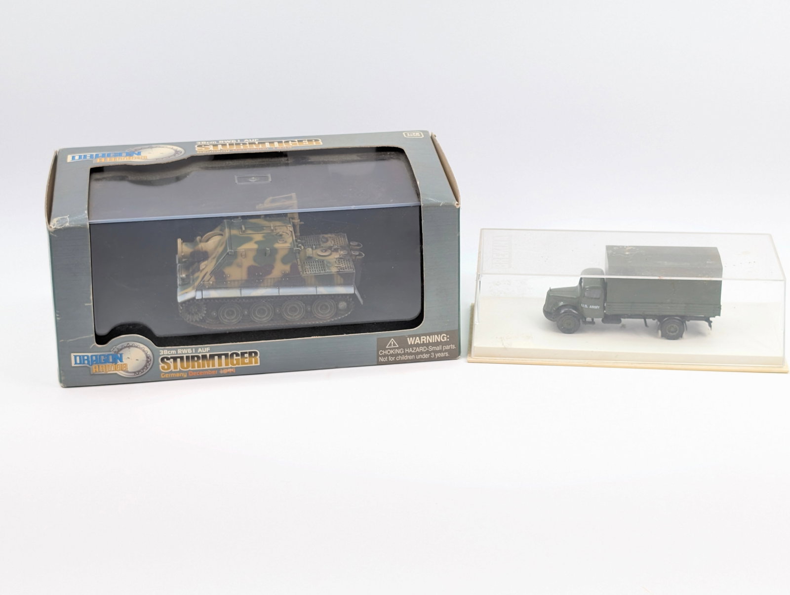 2) DIECAST MILITARY VEHICLES: BOTH REMAIN IN VERY GOOD CONDITION WITH BOX.