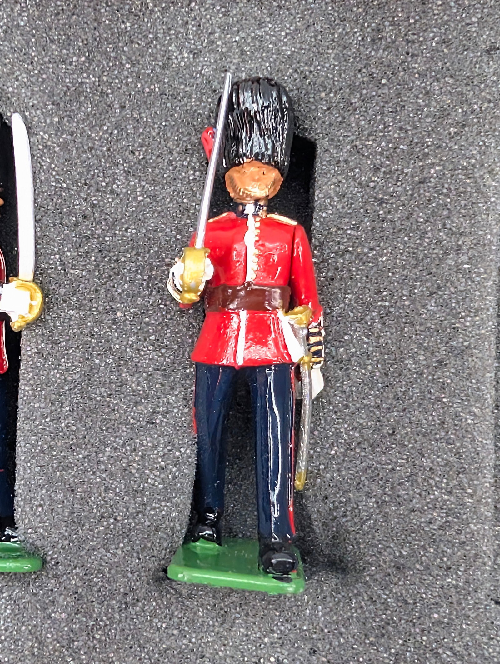 BRITAIN COLDSTREAM GUARDS 1960 - 4
