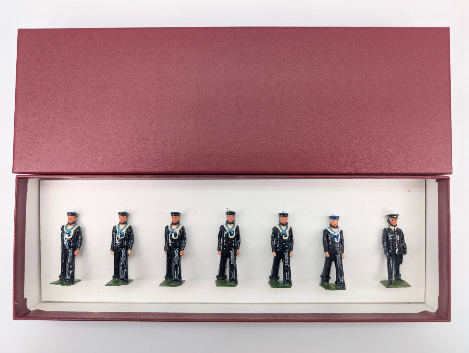 SET OF 7 VINTAGE BRITAIN SAILORS REPAINT (1 of 6)