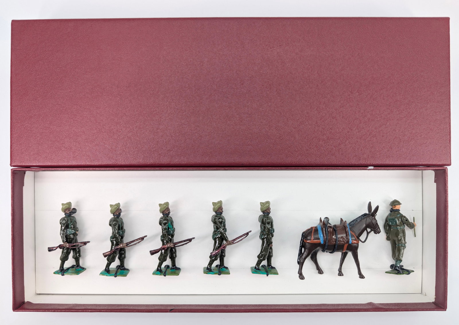 VINTAGE BRITAIN REPAINT SOLDIER MULE TEAM: ALL REMAIN IN GOOD REPAINT CONDITION. CUSTOM BOX.