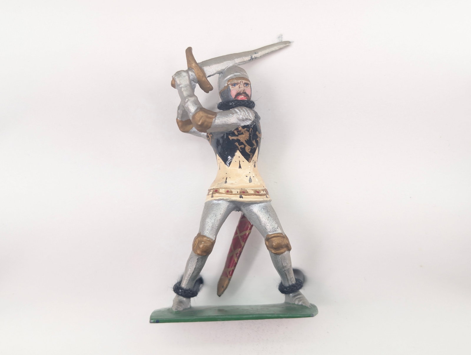 R. COURTENAY SET OF 4 HAND PAINTED MEDIEVAL KNIGHTS - 4