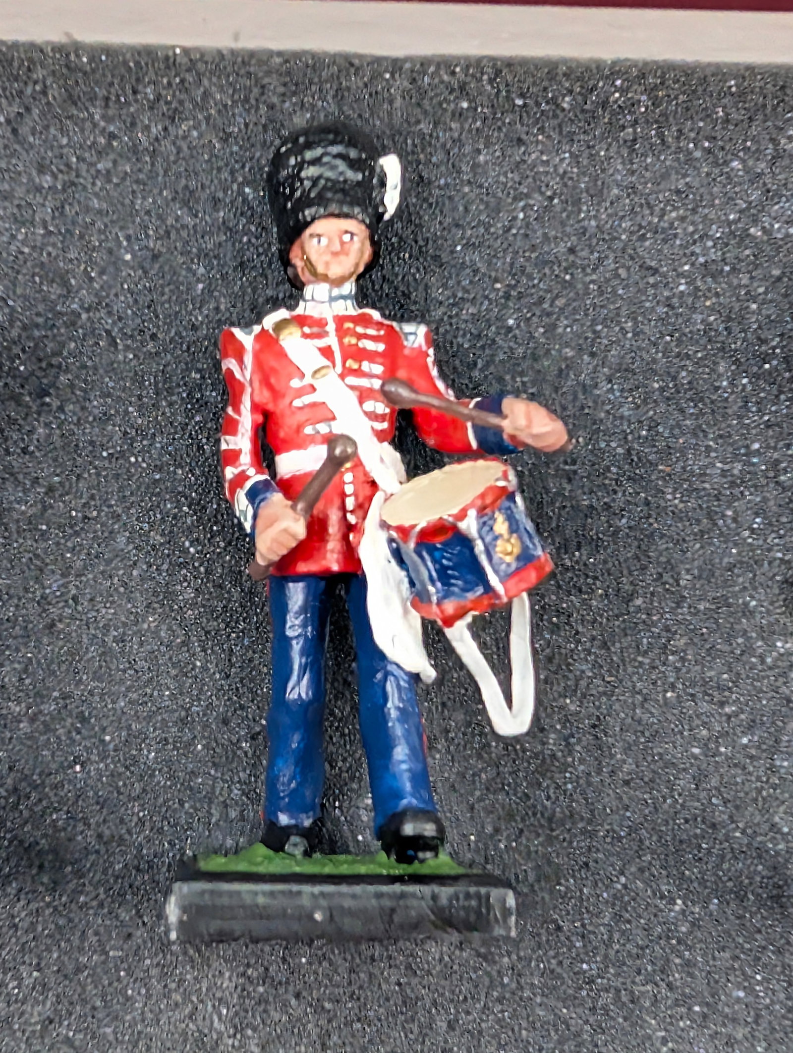 ALYMER BRITISH GRENADIER MARCHING - 6