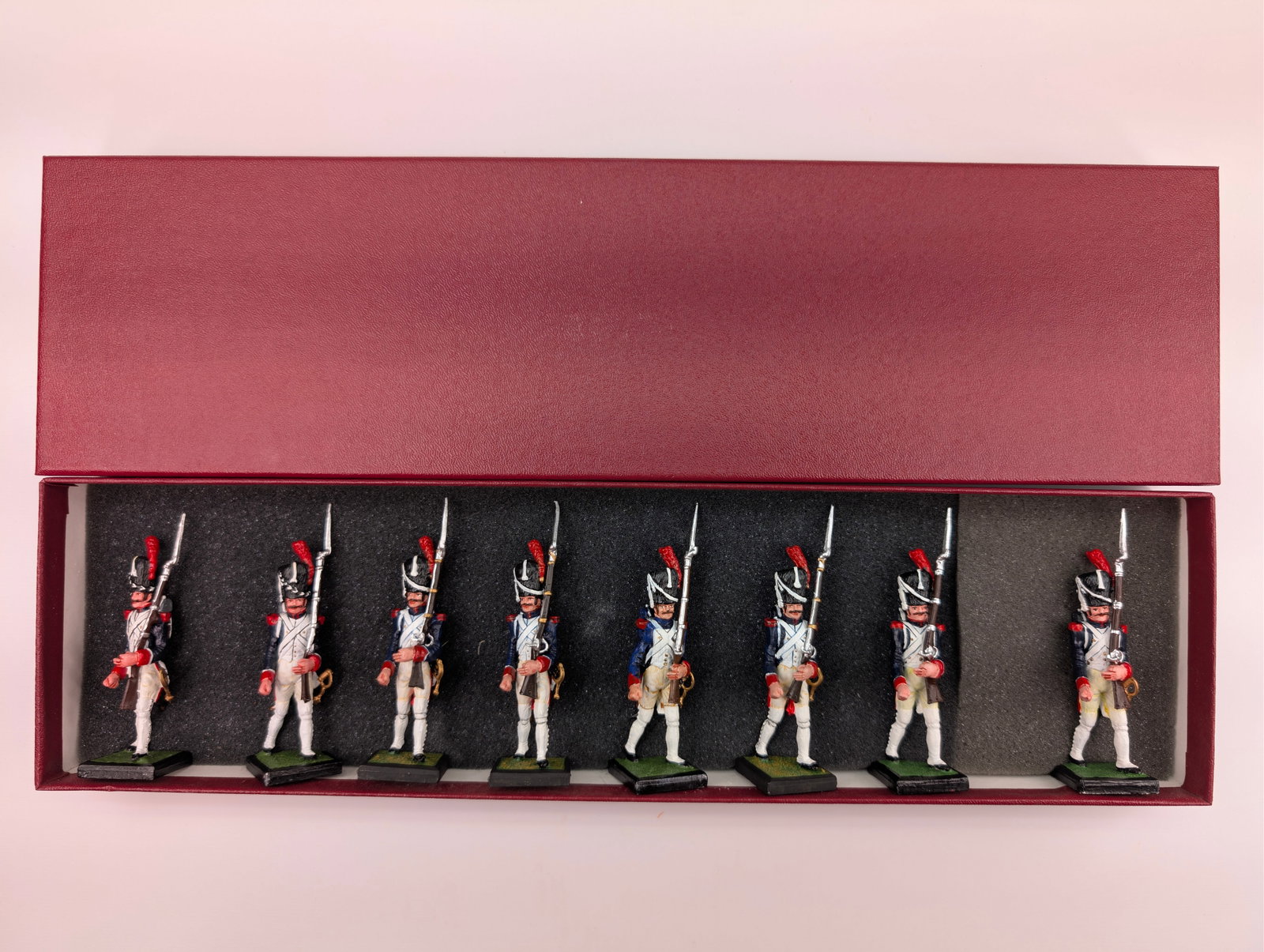 ALYMER NO. 267 NAPOLEONIC GRENADIER: SET REMAINS IN GOOD CONDITION WITH CUSTOM BOX.