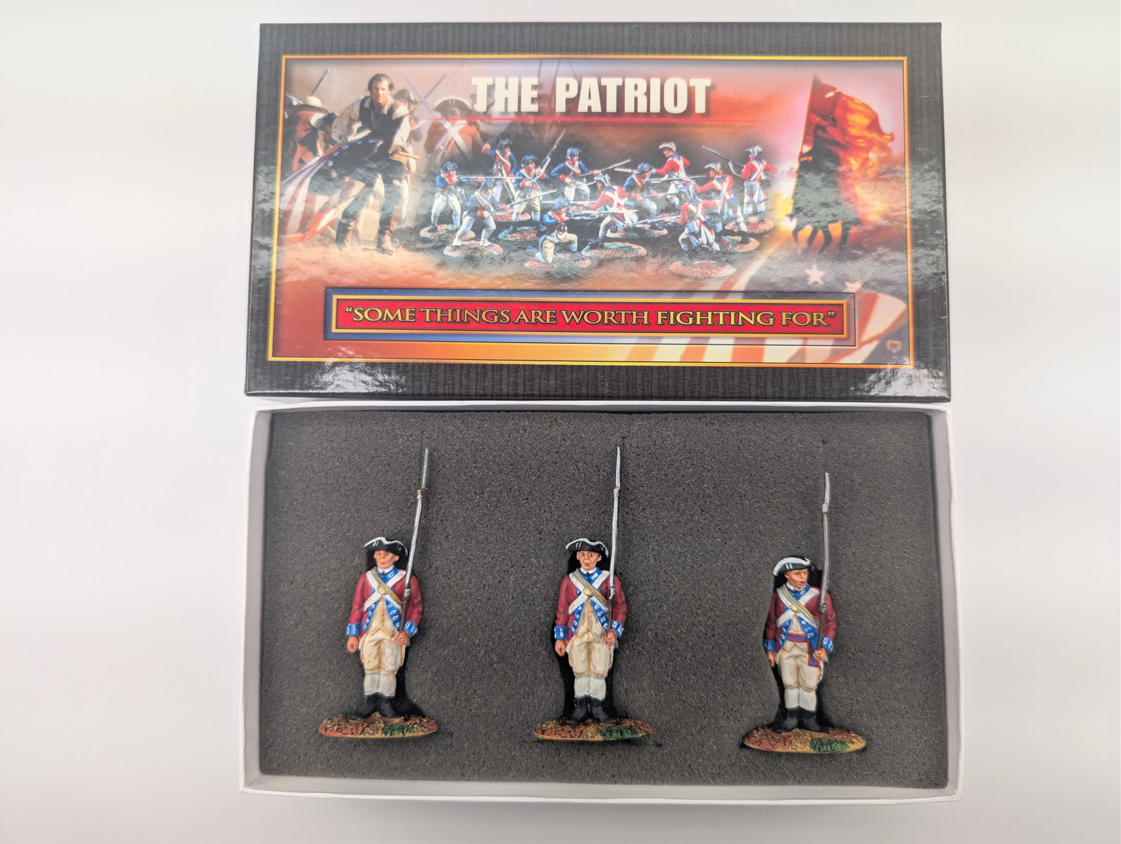 CONTE LTD THE PATRIOT PAT 216 BRITISH REGULARS AT ATTENTION: REMAINS IN VERY GOOD CONDITION WITH BOX.