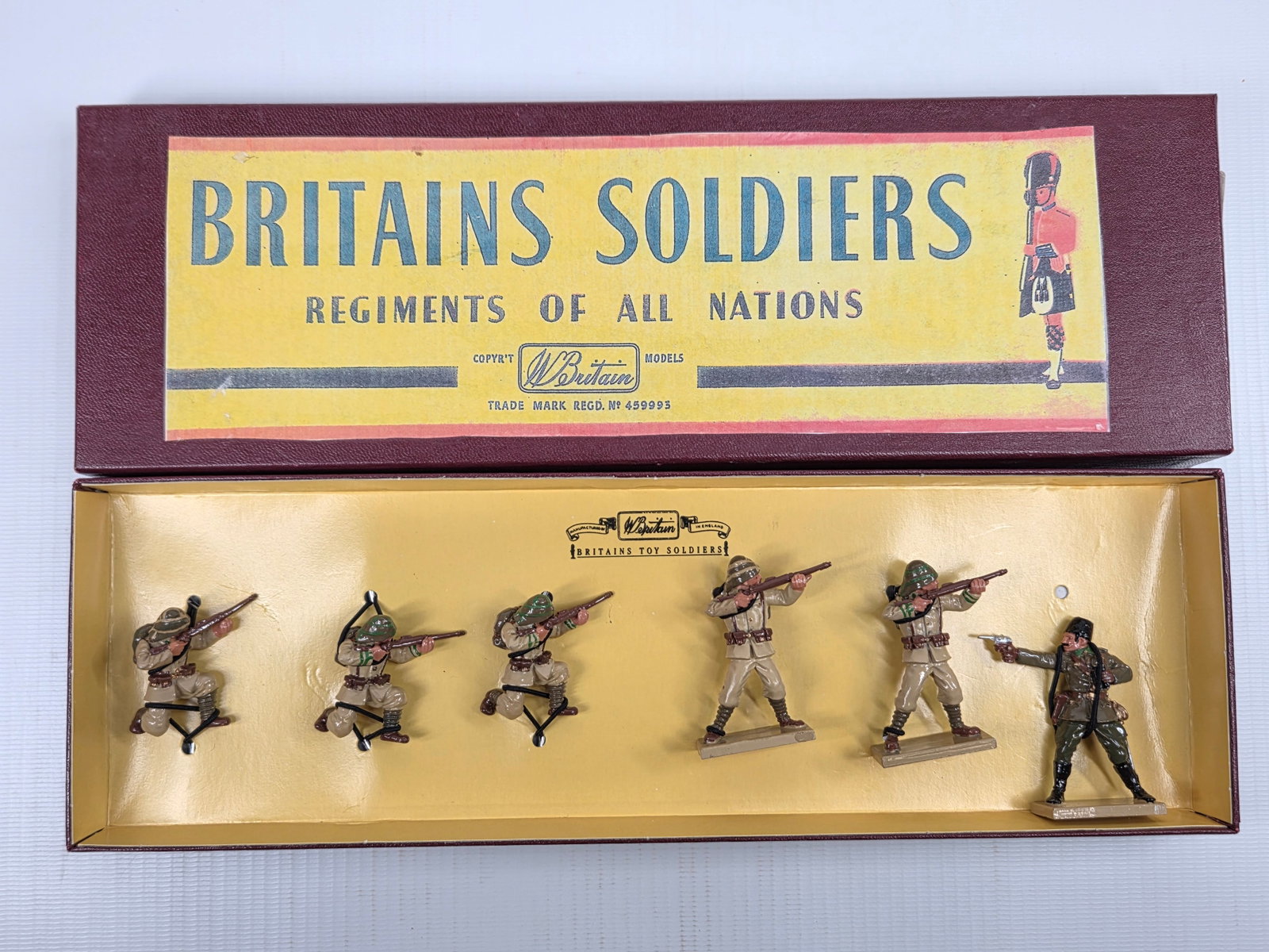 BRITAIN 5298 TURKISH SOLDIERS (1 of 5)