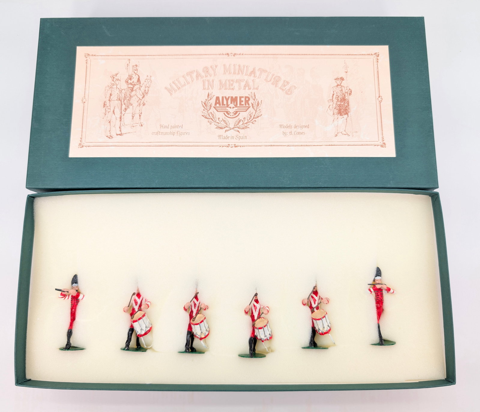 ALYMER AB-75 AM. REVOLUTION BRIT. GRENADIERS FIFES & DRUMS: SET REMAINS IN GOOD CONDITION, SHOWING SOME PAINT WEAR / TOUCH UP.