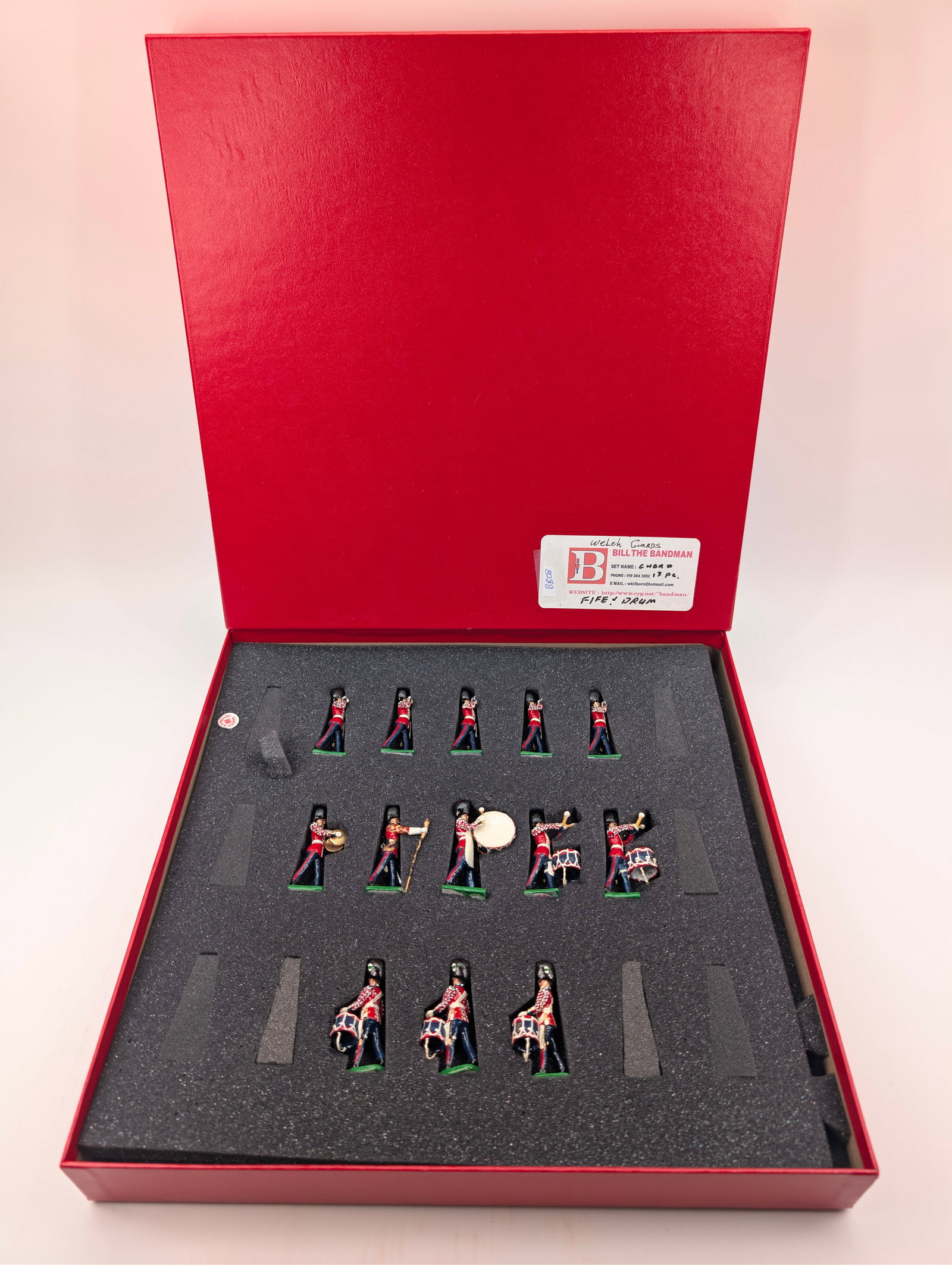 BILL THE BANDMAN WELCH GUARDS FIFE & DRUM: SET REMAINS IN VERY GOOD CONDITION WITH BOX.