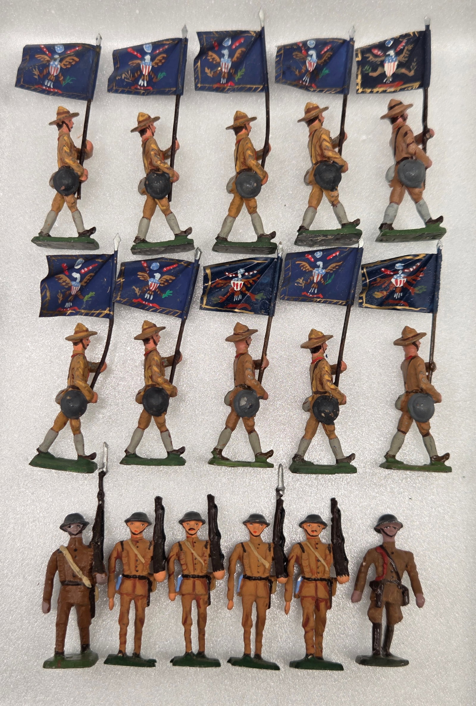 ASSORTED LOT OF MINIATURE HAND PAINTED SOLDIERS: ALL REMAIN IN FAIR TO GOOD CONDITION, SHOWING SOME TYPICAL PAINT / USAGE WEAR.