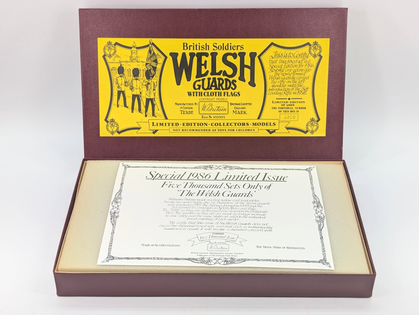 BRITAIN 5186 WELSH GUARDS - 2