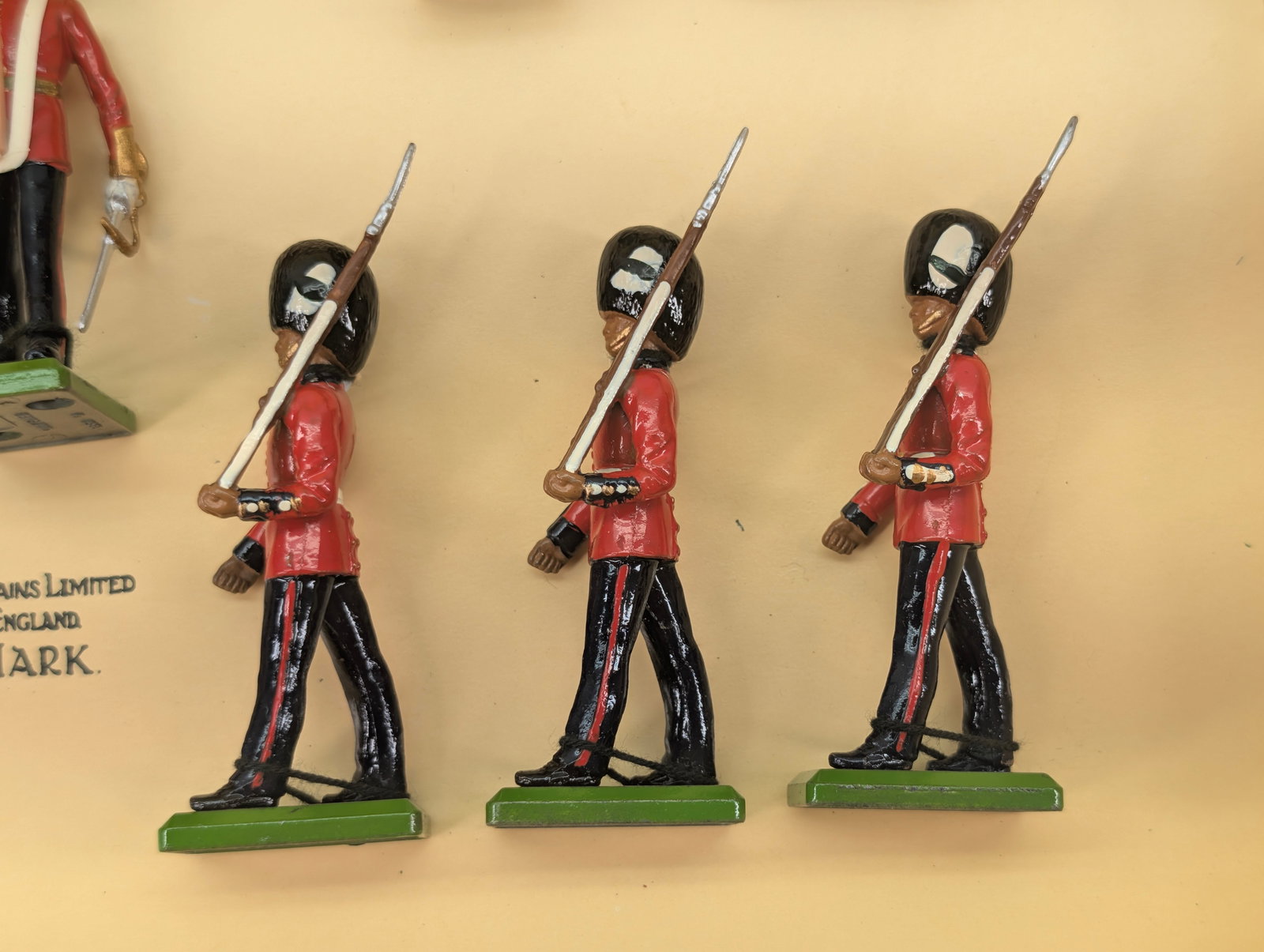 BRITAIN 5186 WELSH GUARDS - 7