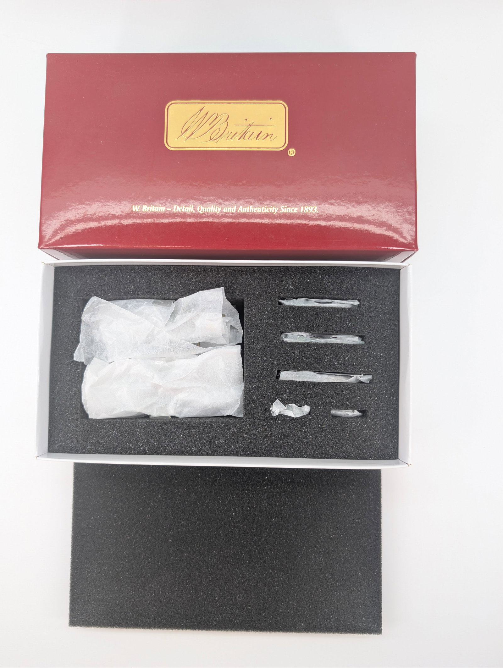 BRITAIN 51030 TACTICAL SCENES CORN NO. 2: SET REMAINS IN VERY GOOD CONDITION WITH ORIGINAL BOX.