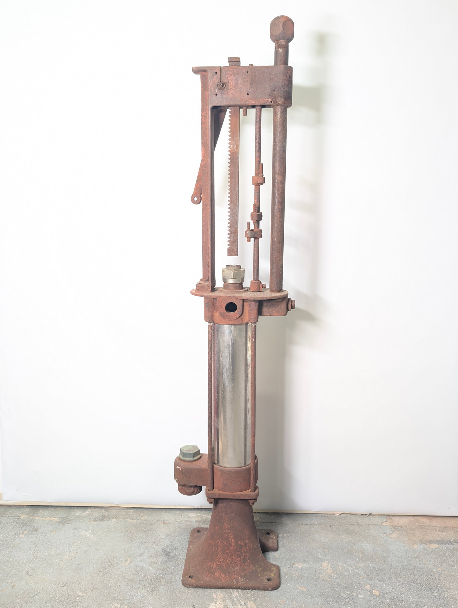 ANTIQUE BOWSER SKELETON SELF MEASURING PUMP (1 of 11)