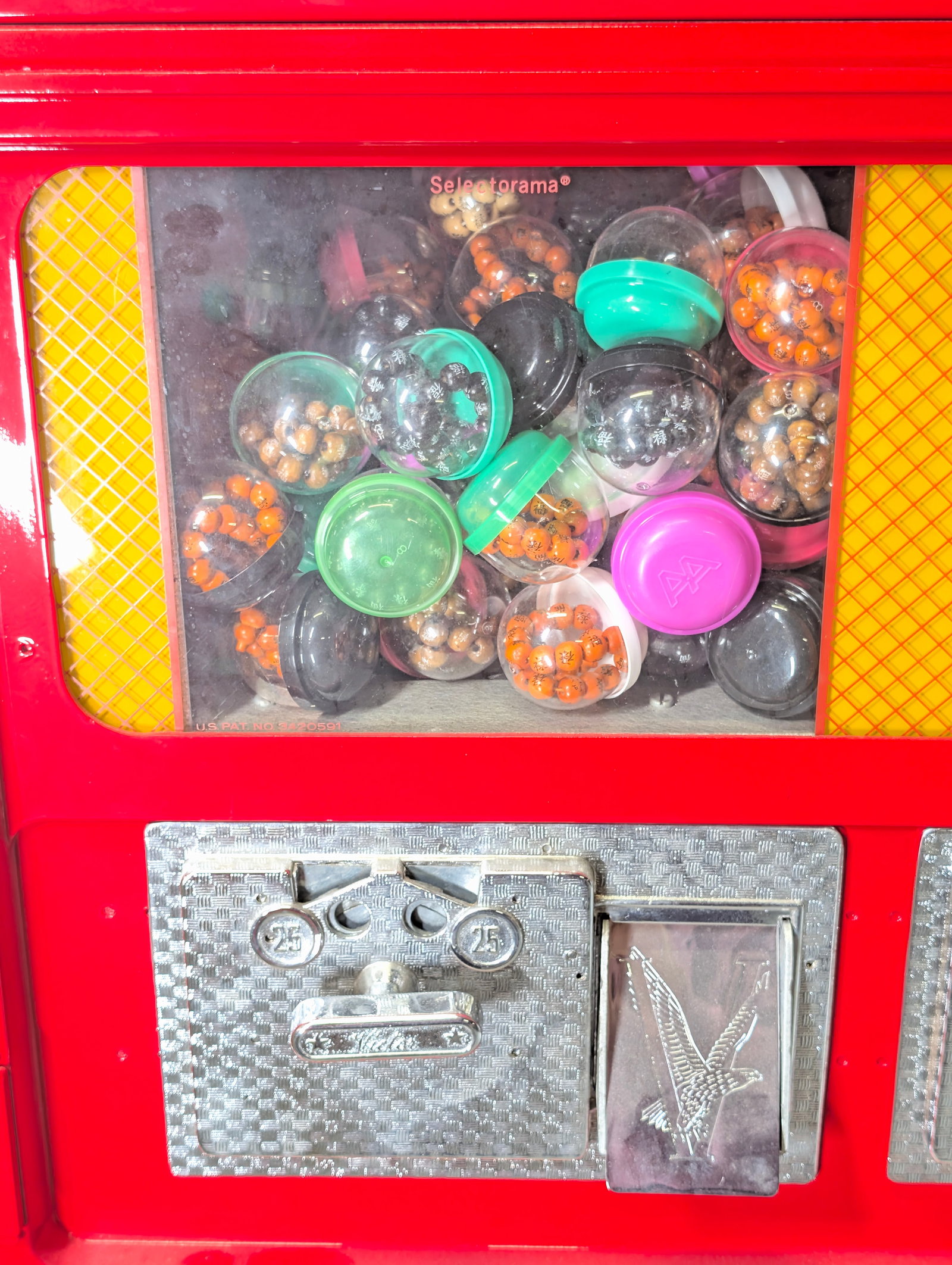 VICTOR 62" MULTI-PANEL GUMBALL VENDING MACHINE - 7