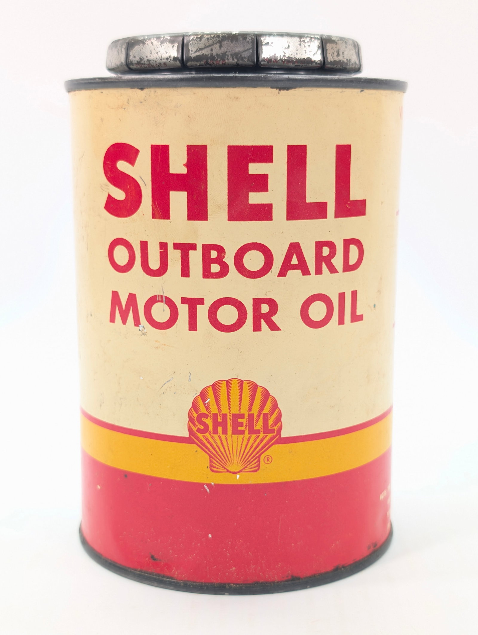 SHELL OUTBOARD MOTOR OIL CAN ONE QUART: REMAINS IN GOOD CONDITION, SHOWING SOME TYPICAL WEAR.