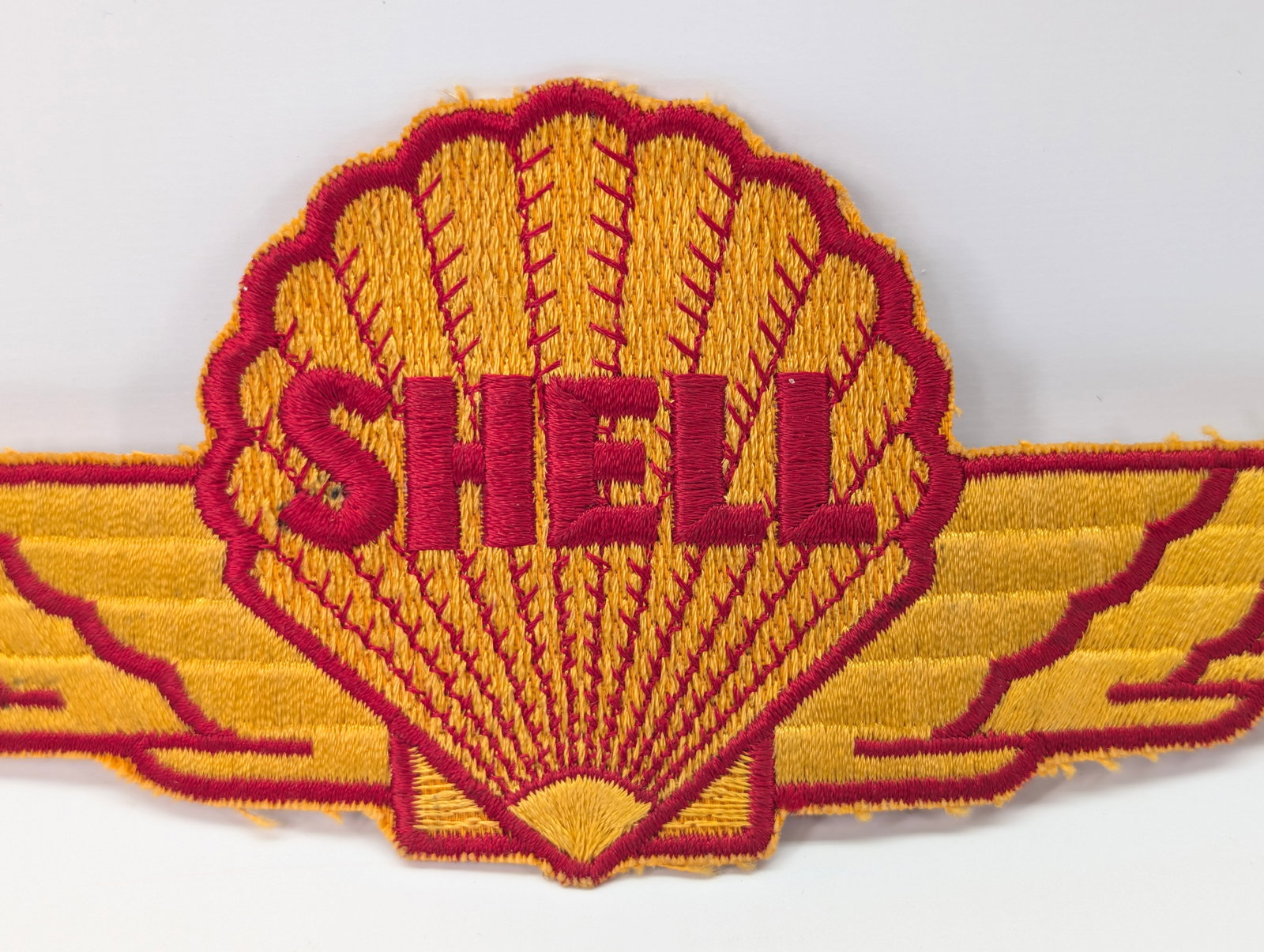 14" SHELL WINGS OIL PATCH - 3