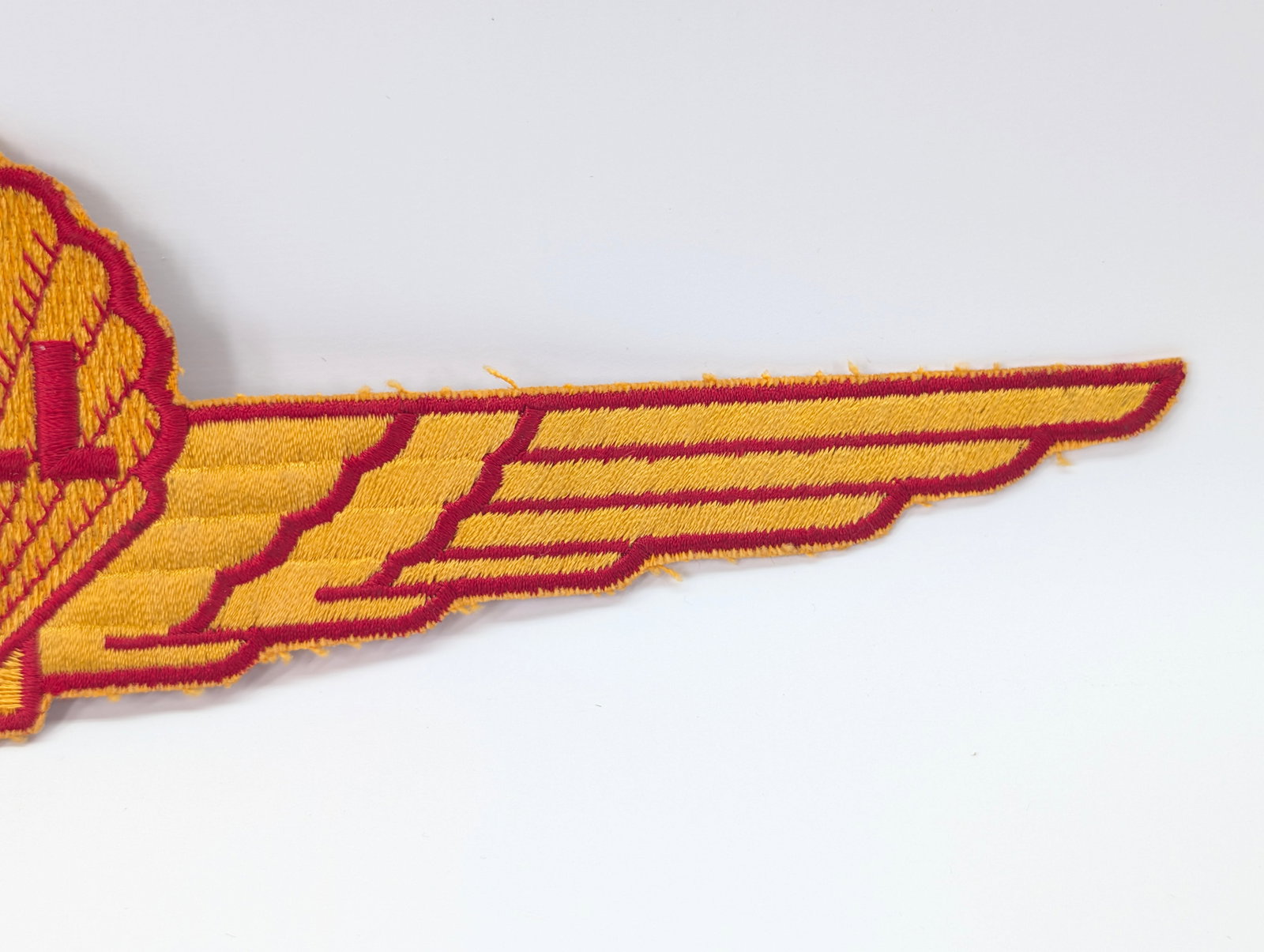 14" SHELL WINGS OIL PATCH - 4