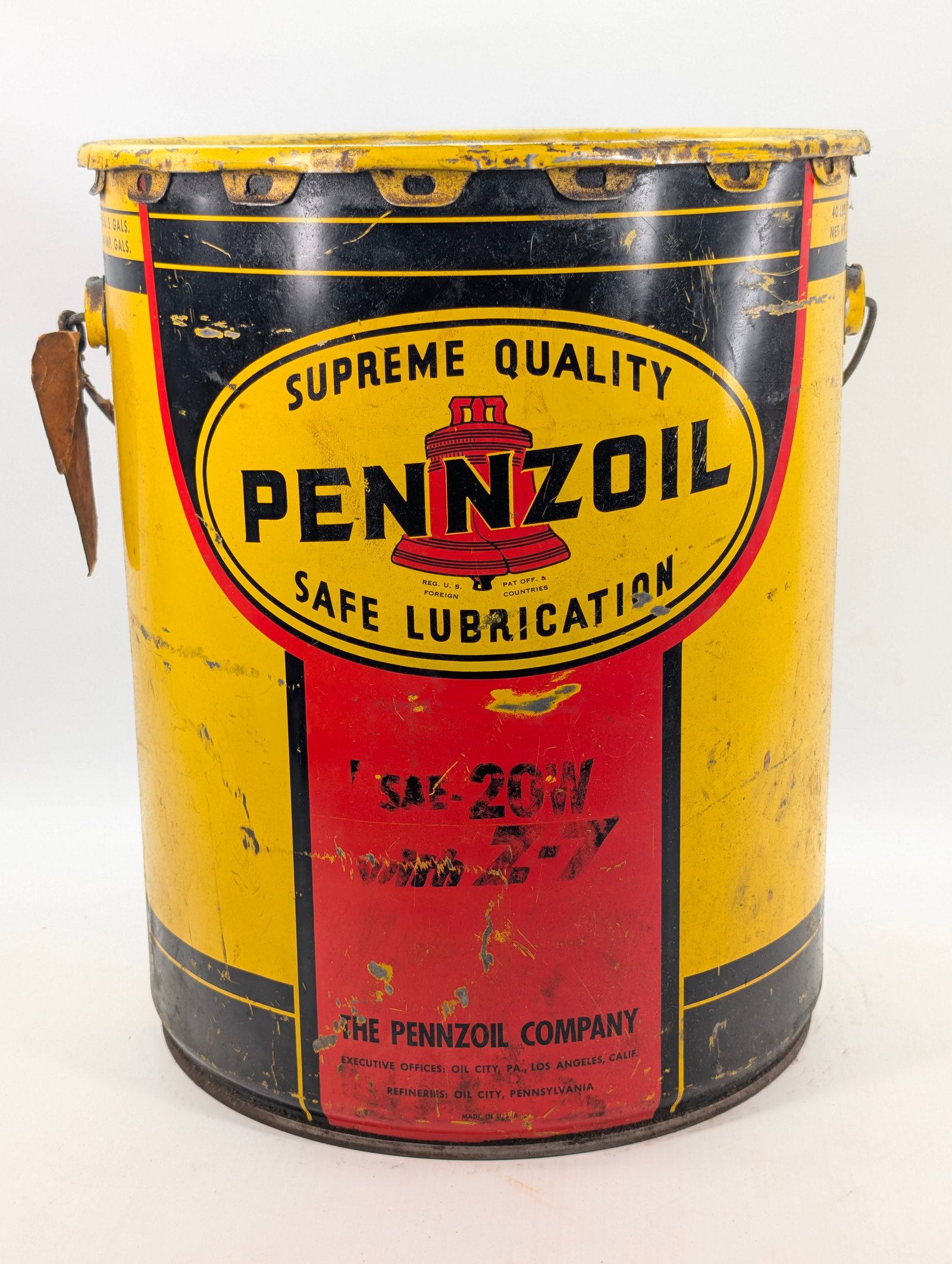 PENNZOIL 20W LUBRICATION 5 GALLON BUCKET: REMAINS IN FAIR CONDITION, SHOWING TYPICAL WEAR THROUGHOUT.