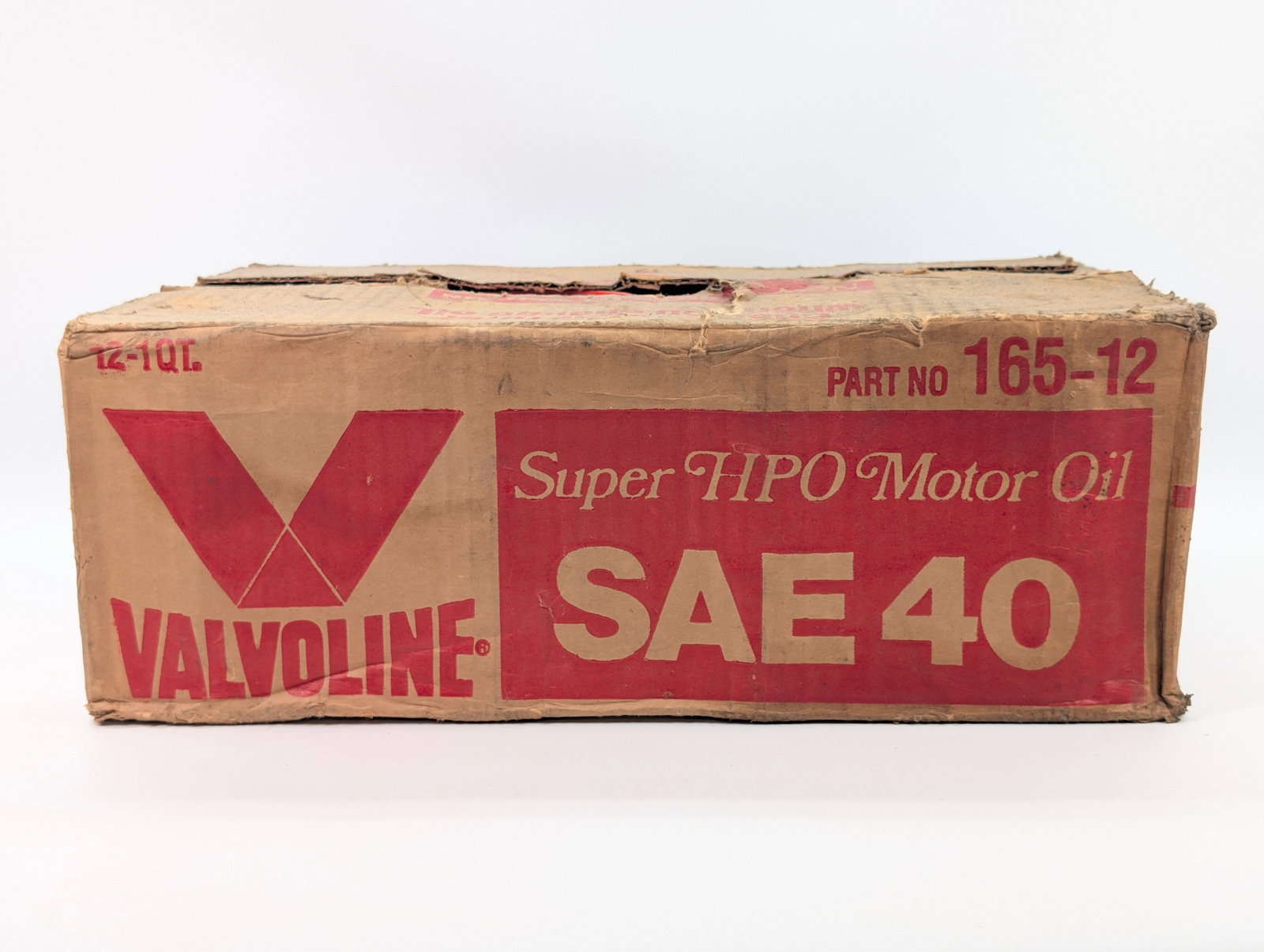 CASE OF 12 VALVOLINE SAE-40 MOTOR OIL (1 of 7)