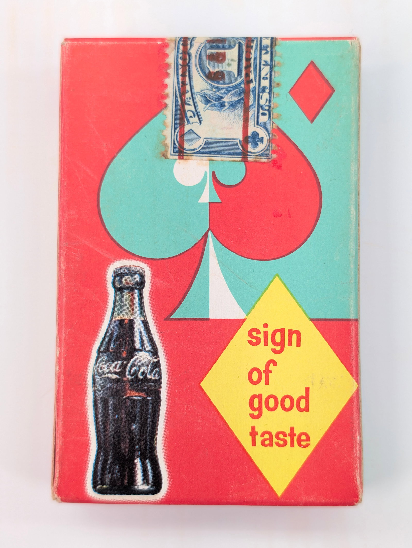 VINTAGE COCA COLA UNOPENED PLAYING CARDS: REMAINS IN VERY GOOD CLEAN UNOPENED CONDITION. SHOWING LIGHT WEAR.