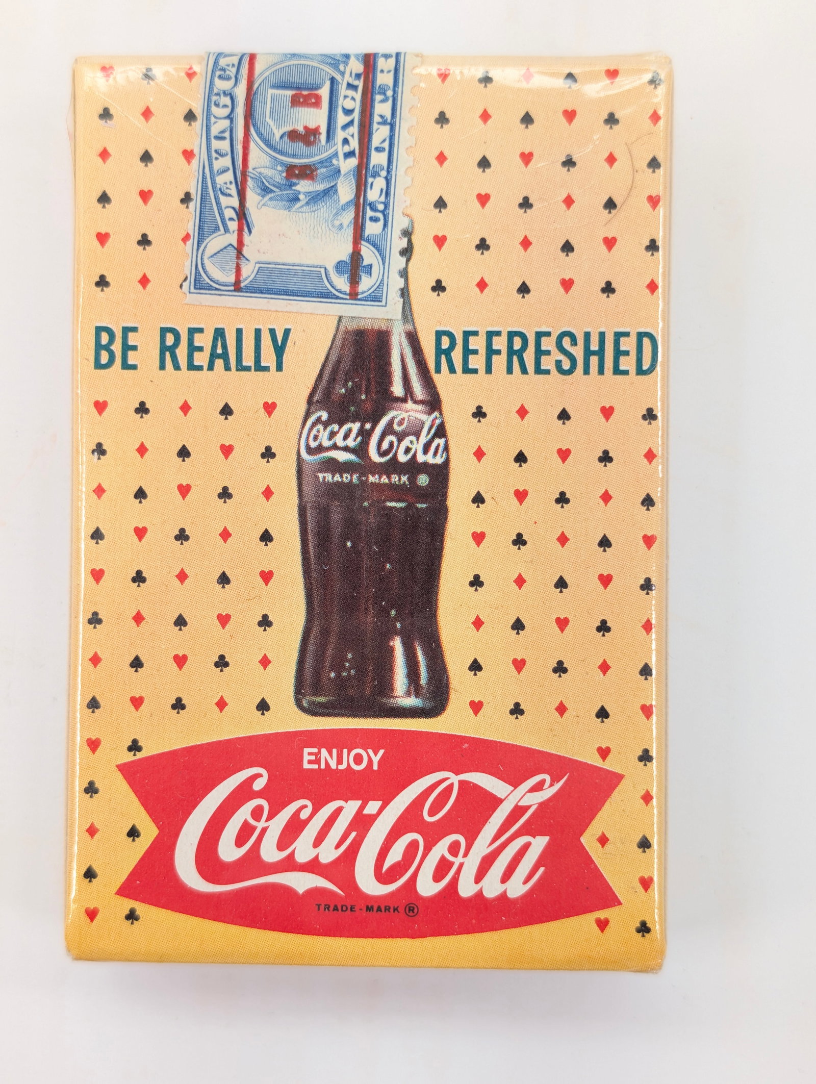 VINTAGE COCA COLA UNOPENED PLAYING CARDS: REMAINS IN VERY GOOD CLEAN UNOPENED CONDITION. SHOWING LIGHT WEAR.