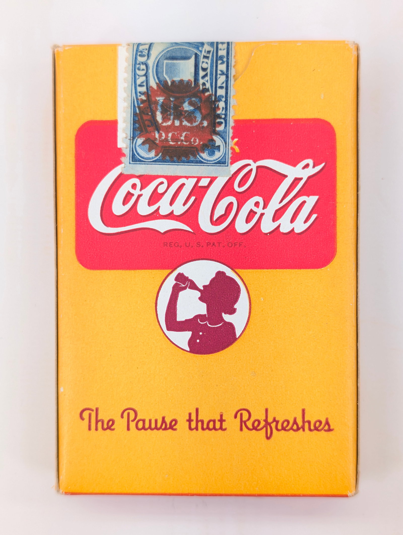 VINTAGE COCA COLA UNOPENED PLAYING CARDS: REMAINS IN VERY GOOD CLEAN UNOPENED CONDITION. SHOWING LIGHT WEAR.