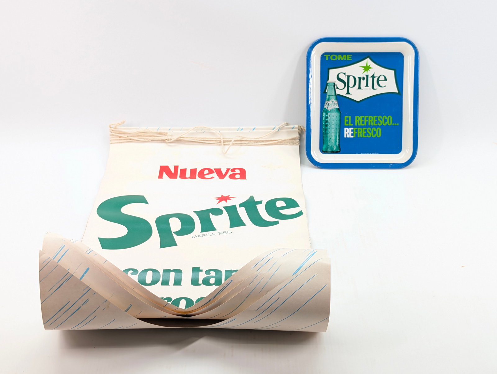 VINTAGE SPRITE SERVING TRAY & SPRITE BANNER (1 of 7)