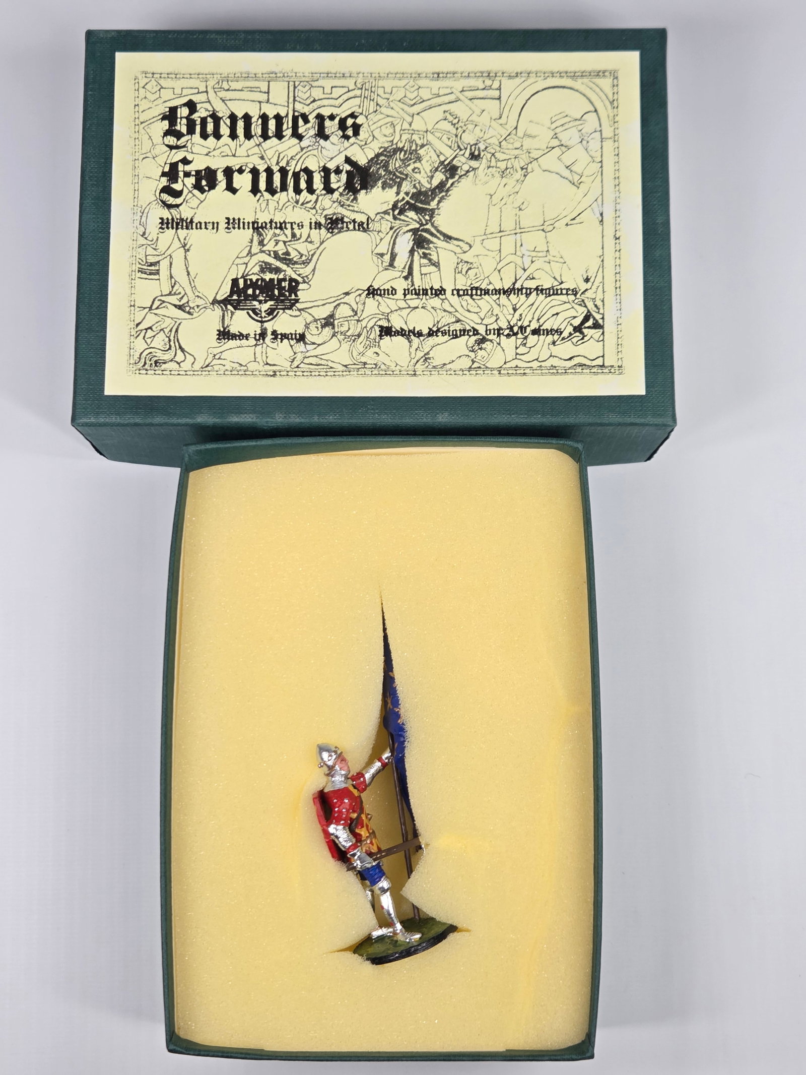 ALYMER BANNERS FORWARD BF-3 EUSTACE DE BEAUMONT: REMAINS IN VERY GOOD CONDITION WITH BOX.