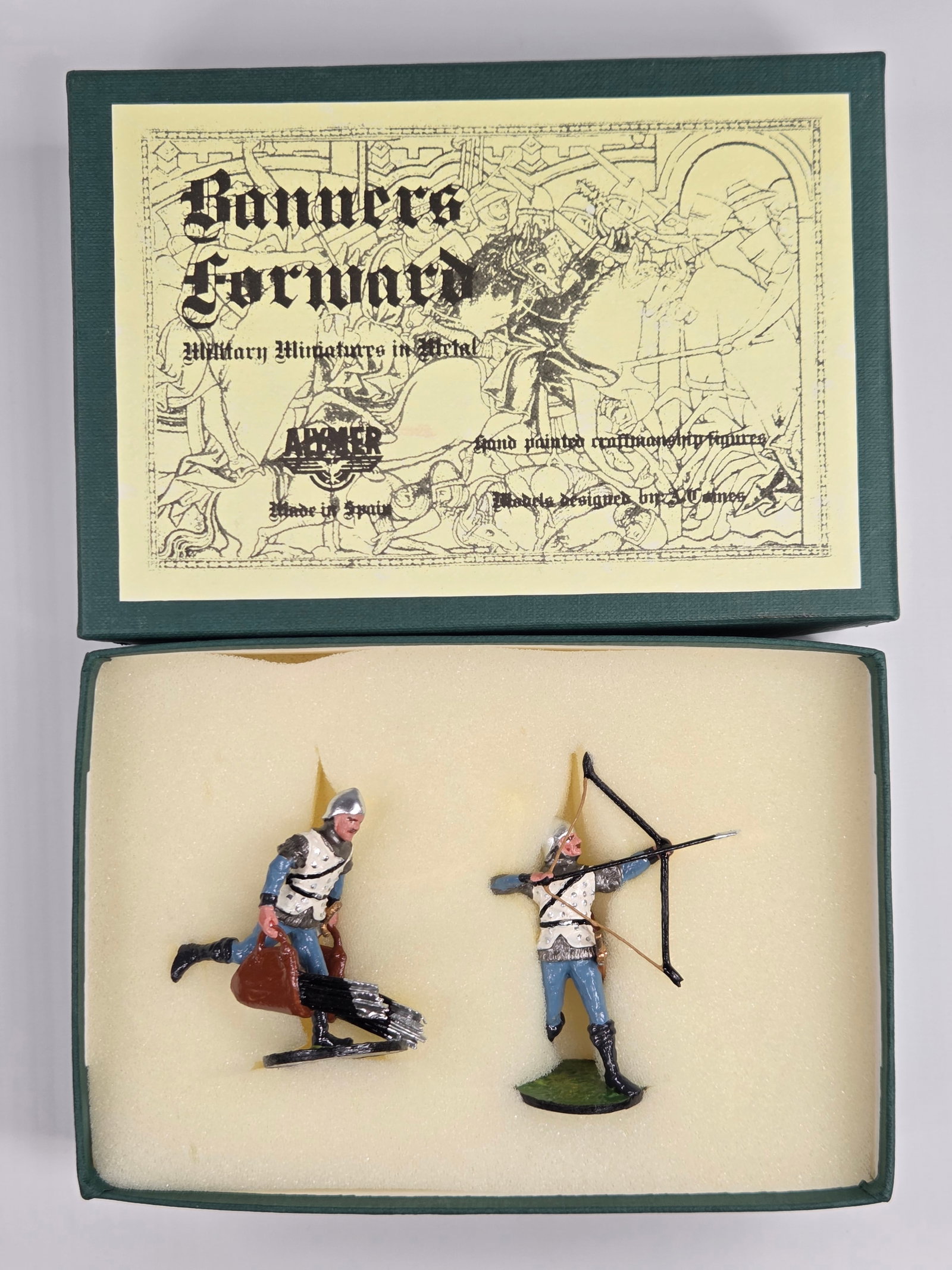 ALYMER BANNERS FORWARD BF-50 ENGLISH LONGBOWMEN: REMAINS IN VERY GOOD CONDITION WITH BOX.