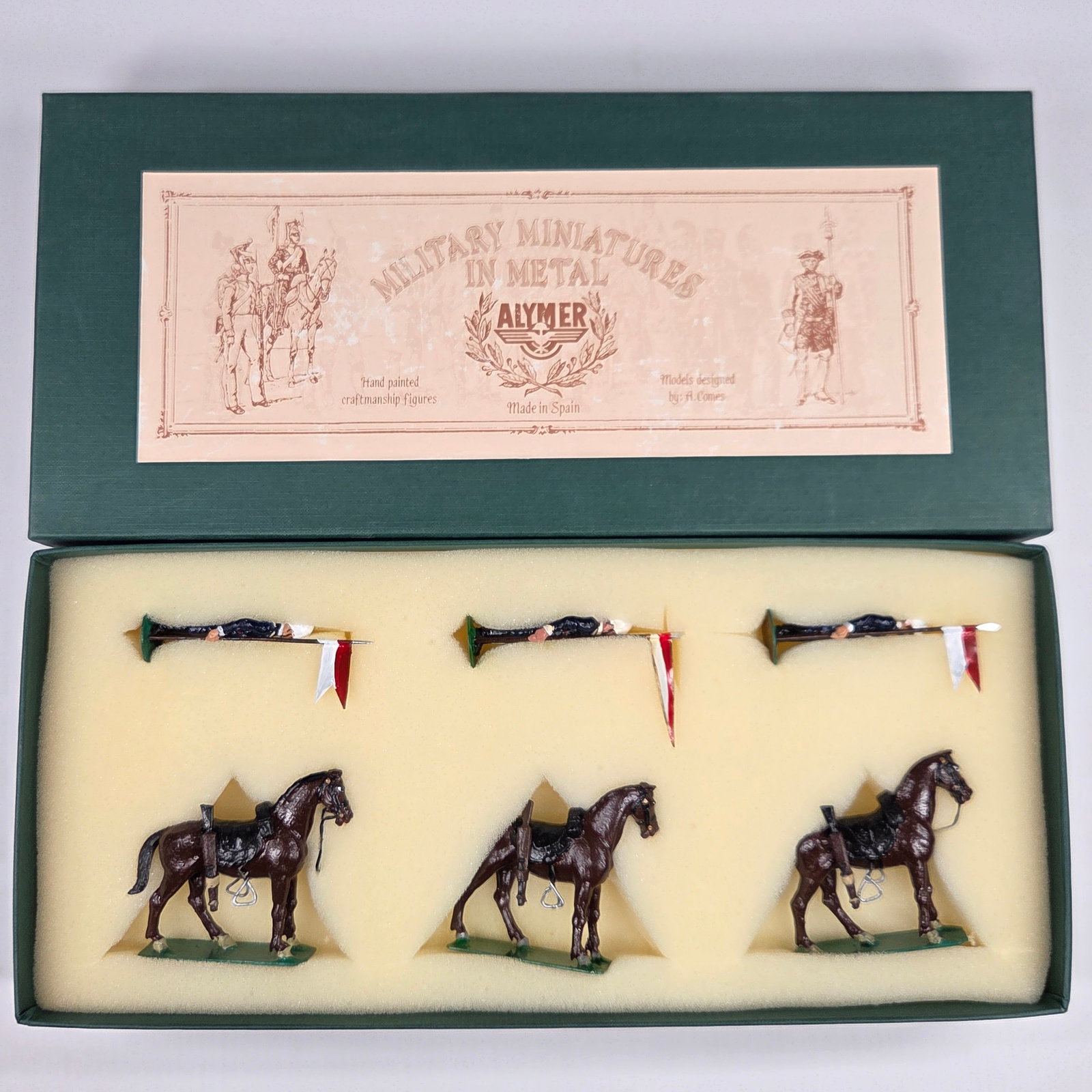 ALYMER AB-53 THE 17TH LANCERS AT ATTENTION: REMAINS IN VERY GOOD CONDITION WITH BOX.