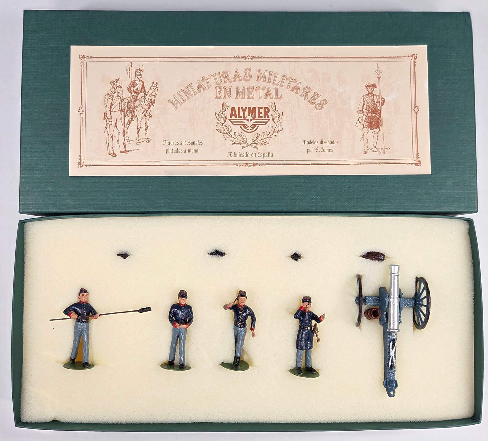 ALYMER AB-65 UNION ARTILLERY GROUP IN ACTION: REMAINS IN VERY GOOD CONDITION WITH BOX.