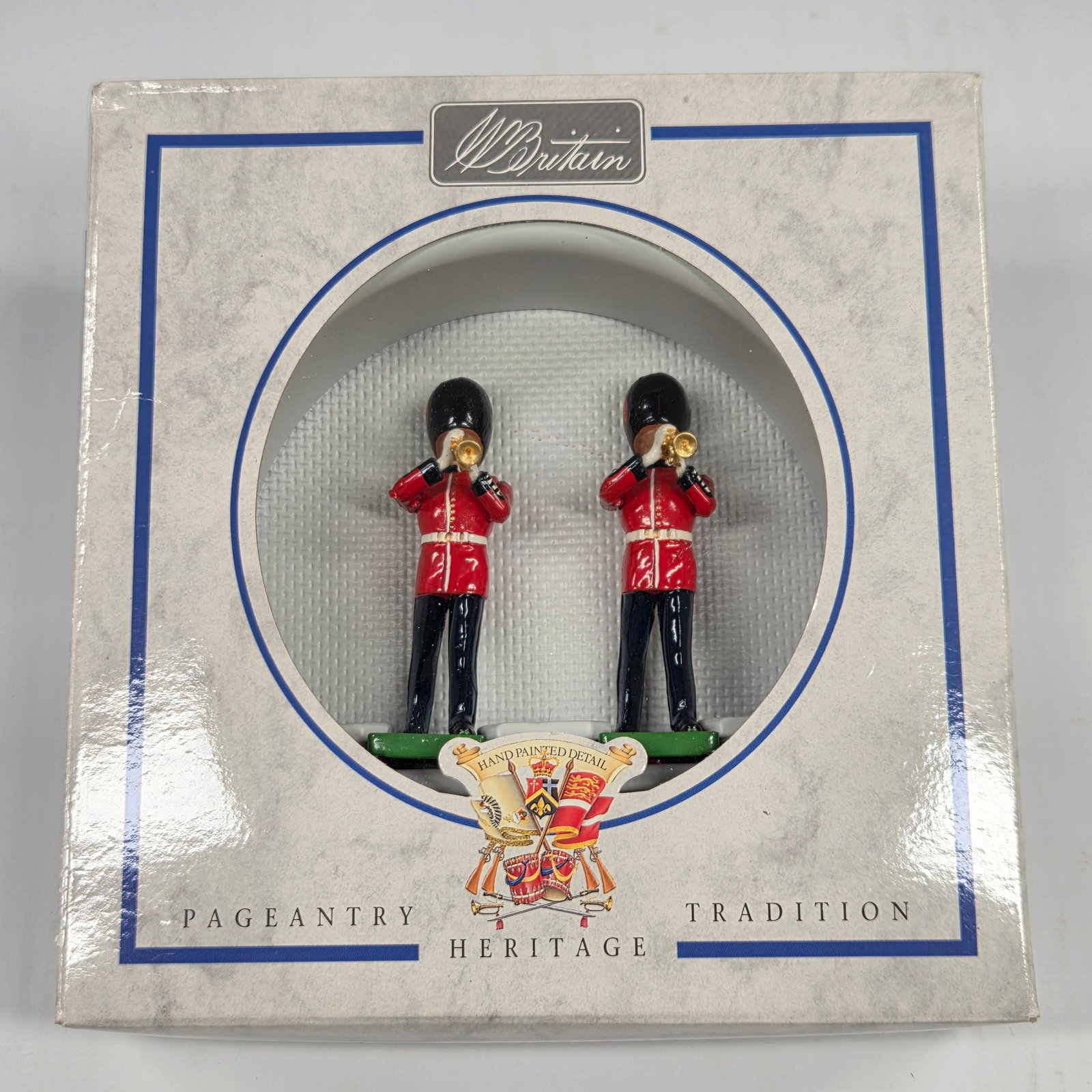 BRITAIN 8311 COLDSTREAM GUARDS BAND (1 of 3)