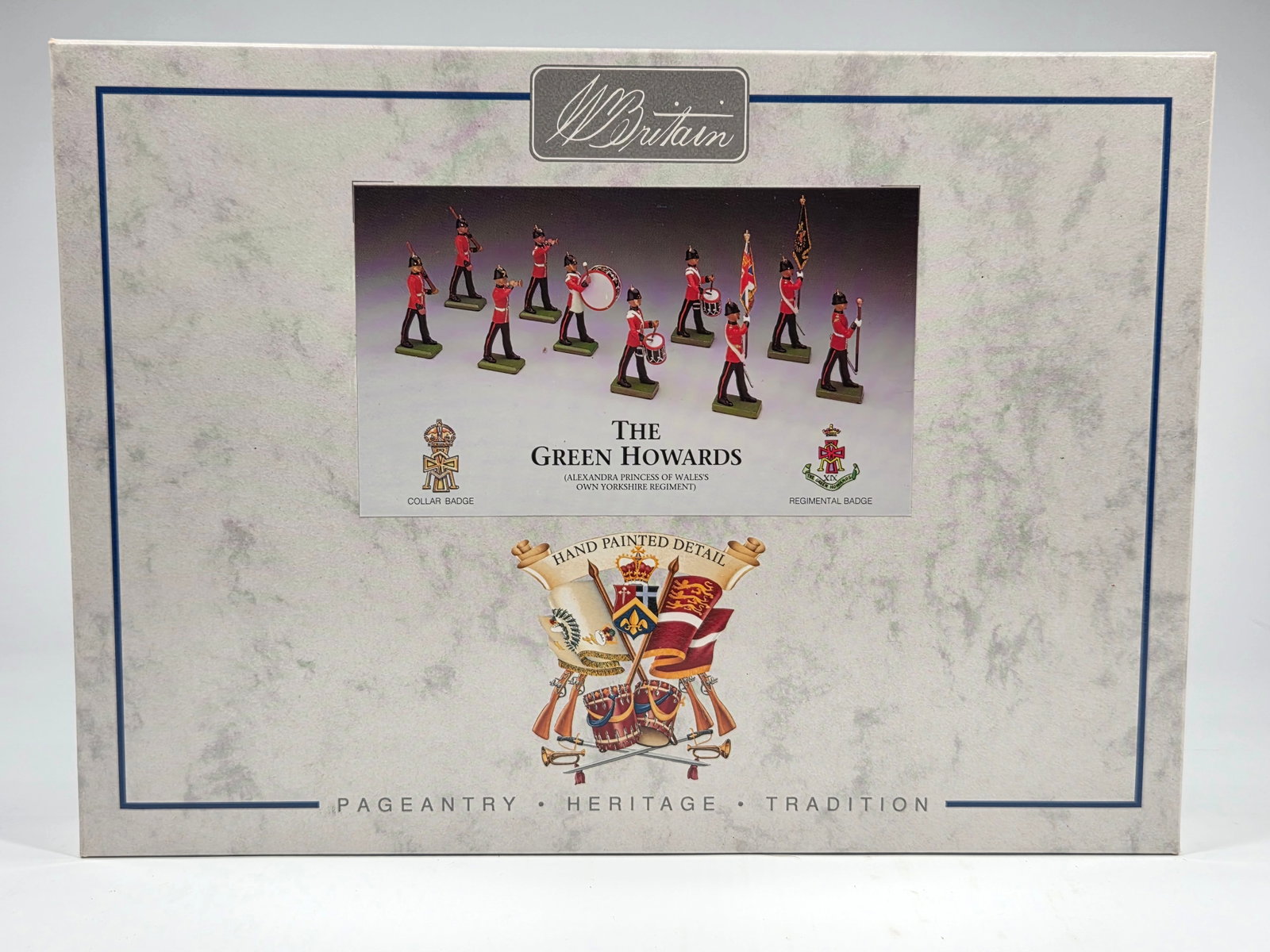 BRITAIN THE GREEN HOWARDS SET: REMAINS IN VERY GOOD CONDITION WITH BOX.