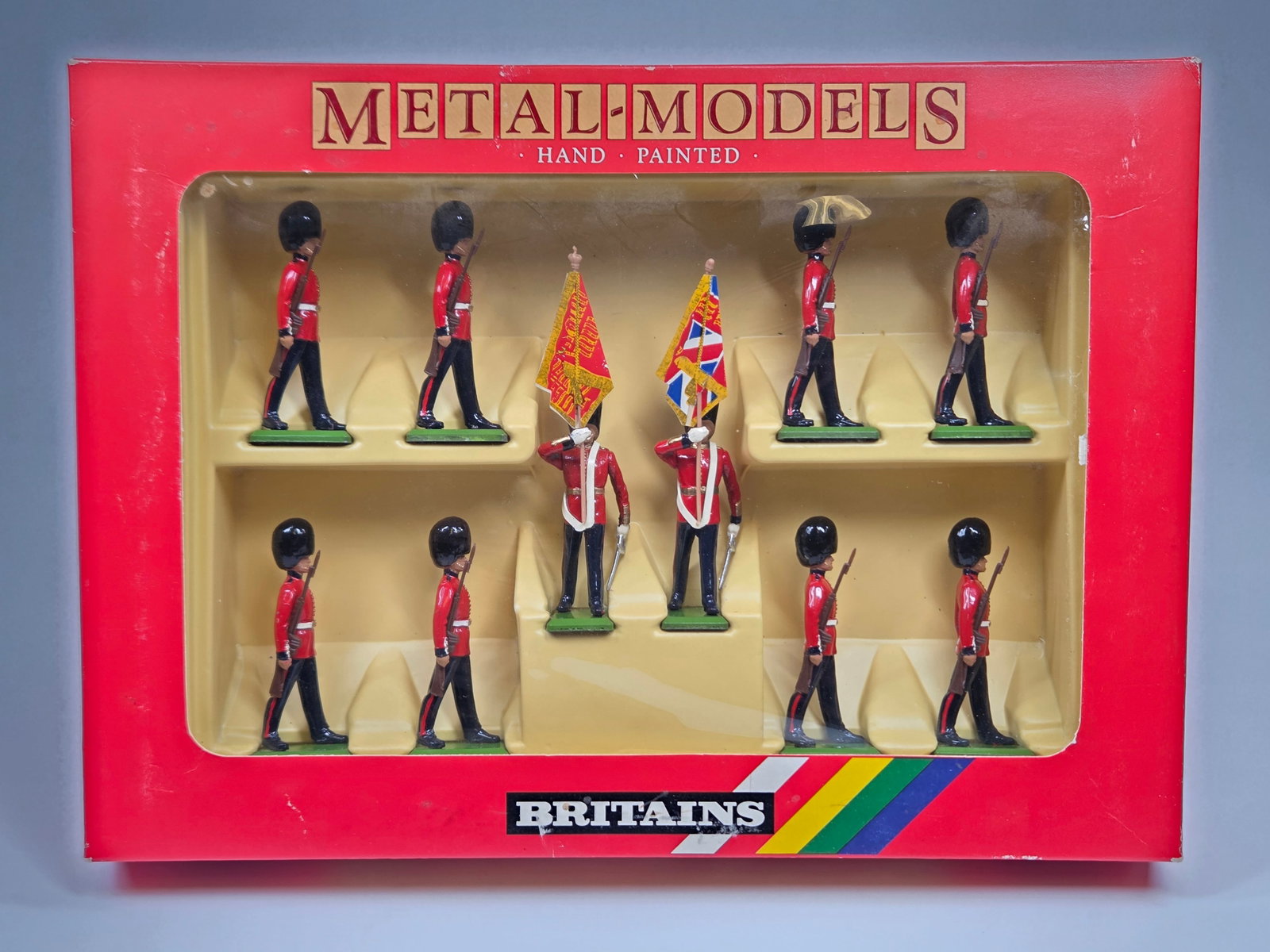 BRITAIN 7207 SCOTS GUARDS COLOUR PARTY (1 of 5)