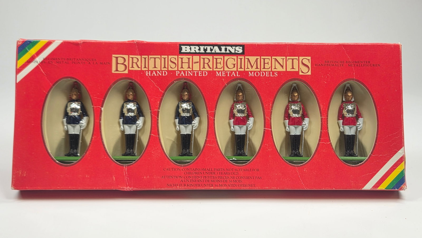 BRITAIN 7227 LIFEGUARDS & HORSEGUARDS: REMAINS IN VERY GOOD CONDITION WITH BOX.