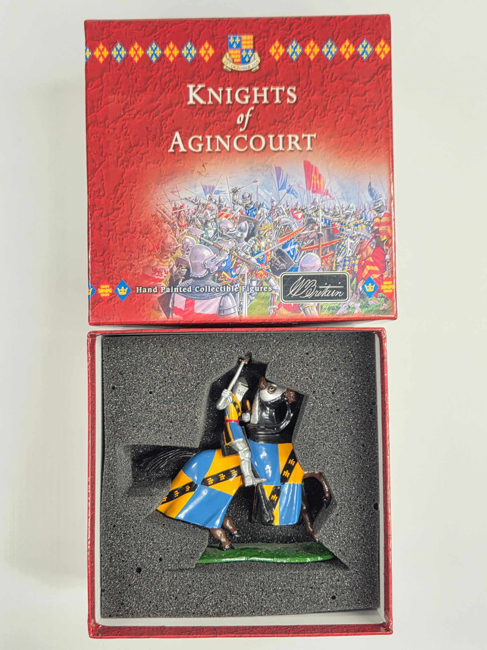 BRITAIN 40394 SIR JOHN FALSTAFF ENGLISH MOUNTED: REMAINS IN VERY GOOD CONDITION WITH BOX.