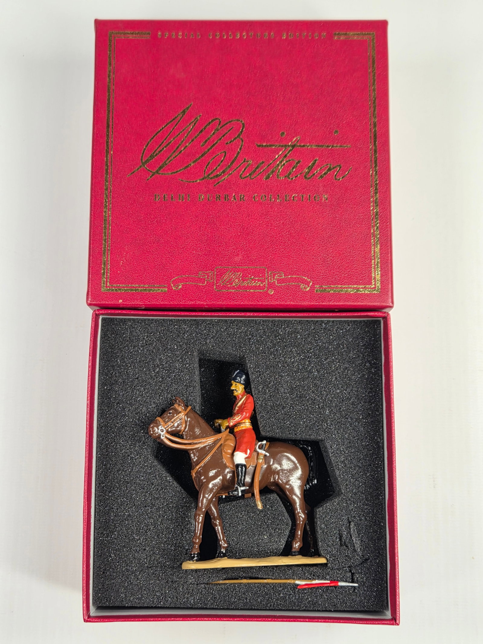 BRITAIN 40165 INDIAN ARMY TRUMPETERS: REMAINS IN VERY GOOD CONDITION WITH BOX.