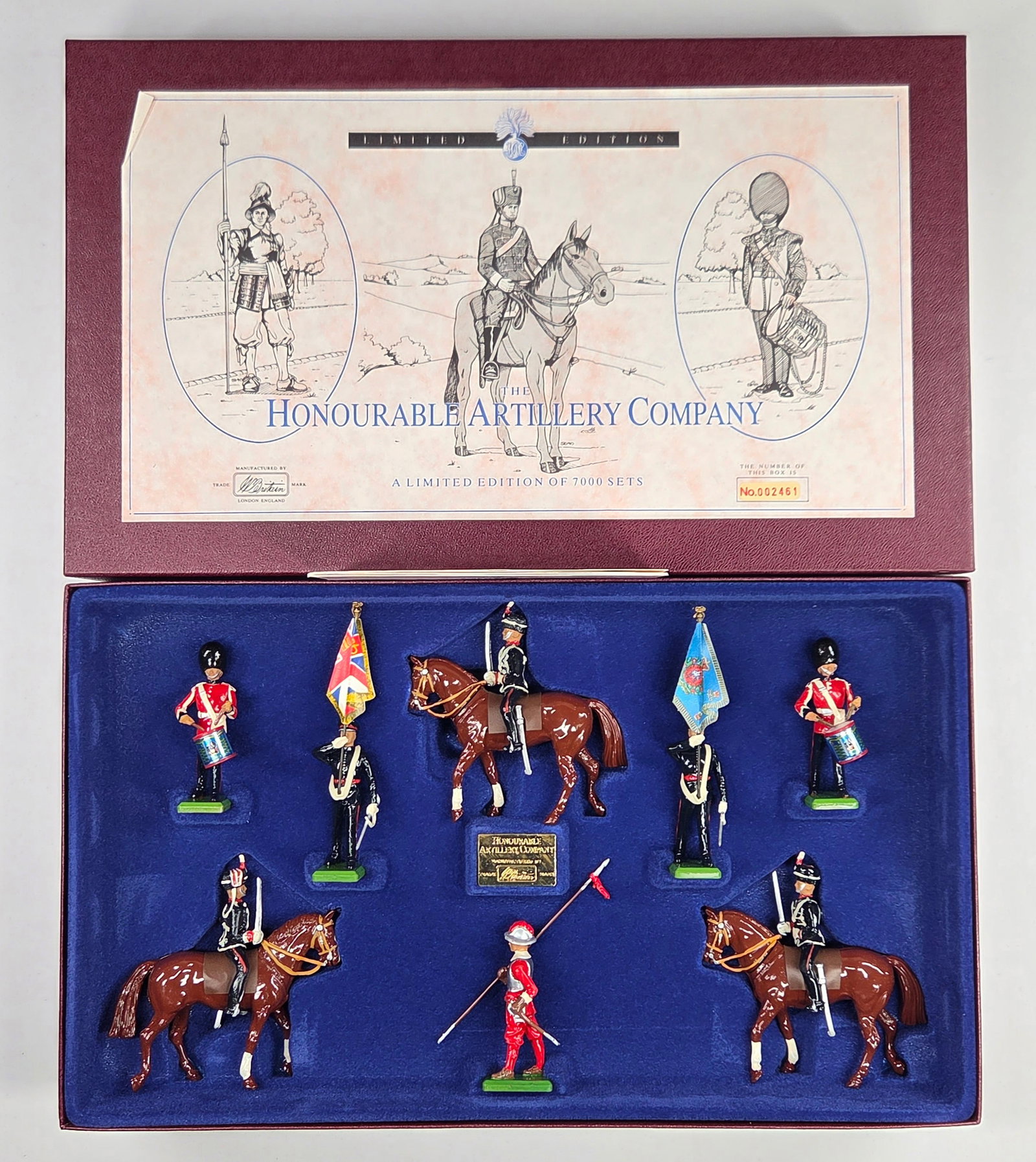 BRITAIN 5291 THE HONOURABLE ARTILLERY COMPANY: REMAINS IN VERY GOOD CONDITION WITH BOX.