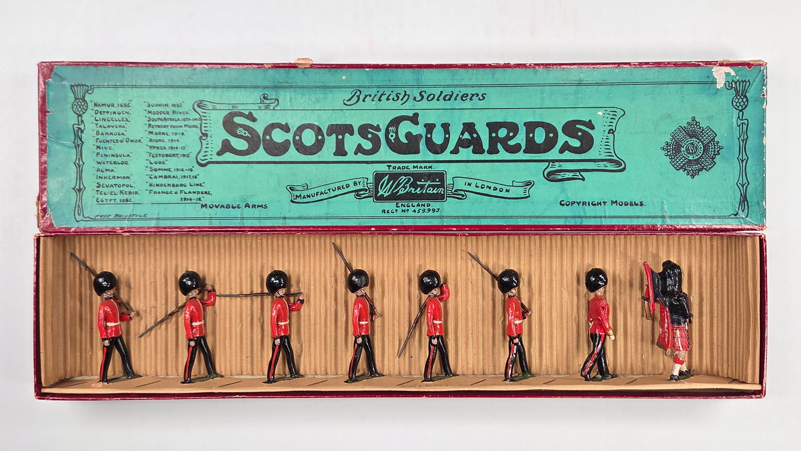 VINTAGE BRITAIN 75 SCOTS GUARD (1 of 6)