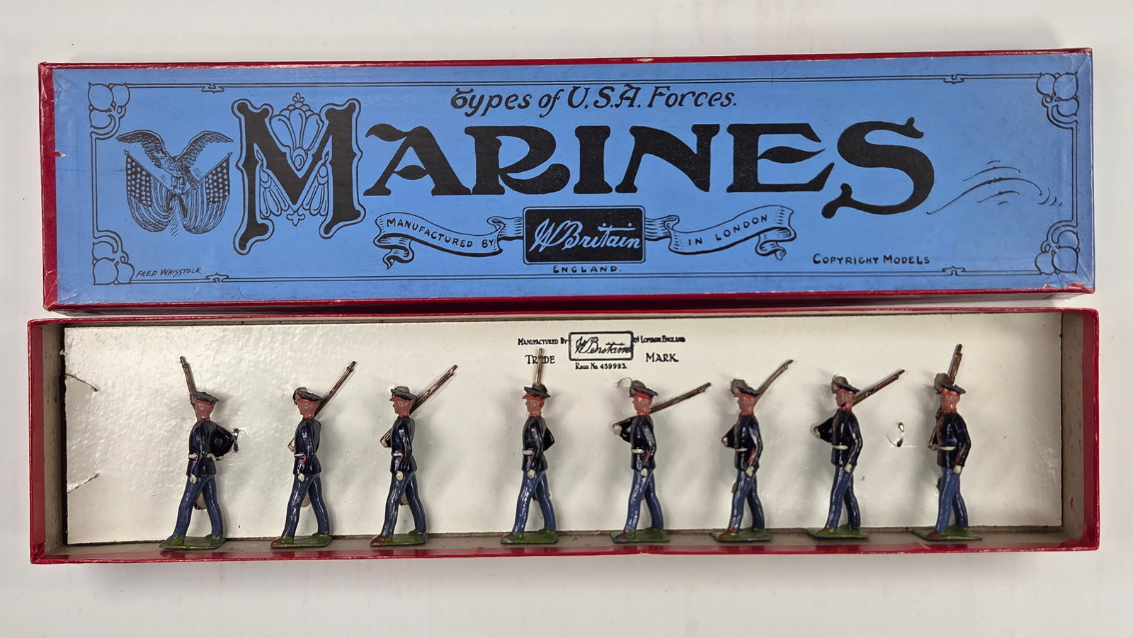 VINTAGE BRITAIN 228 U.S.A. MARINES: SET REMAINS IN GOOD CONDITION, SHOWING SOME LIGHT TYPICAL WEAR. ORIGINAL BOX REMAINS IN GOOD CONDITION, SHOWING SOME TYPICAL STORAGE WEAR.