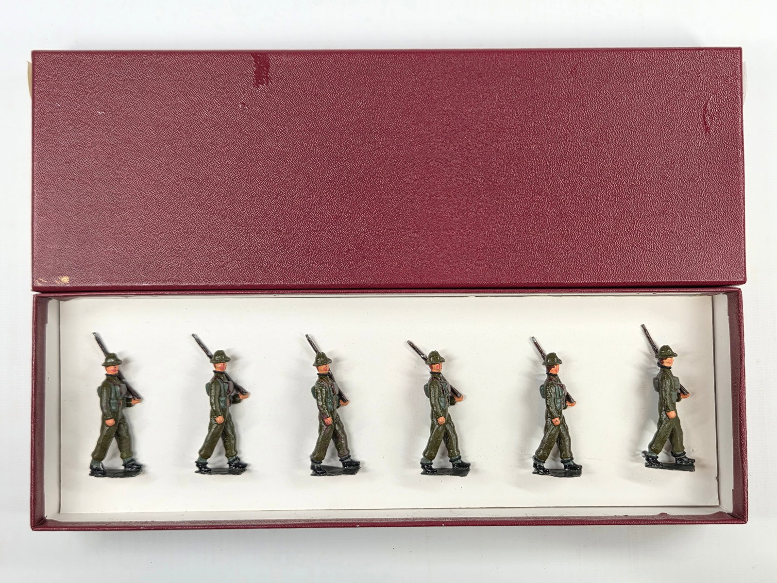 VINTAGE BRITAIN 2012 AUSTRALIAN TROOPS (1 of 4)