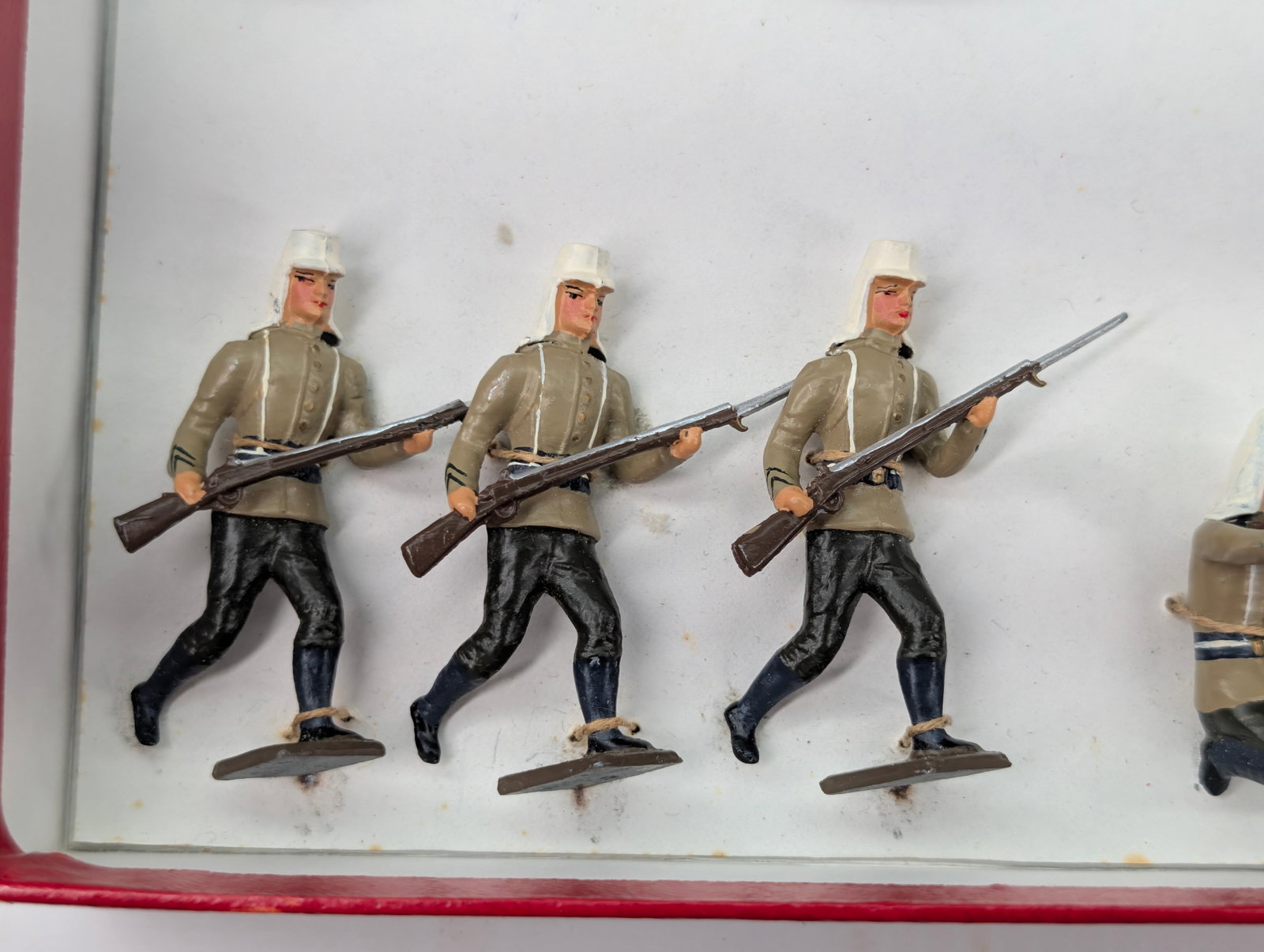 C.B.G. MIGNOT LEGION ETRANGERE - 3