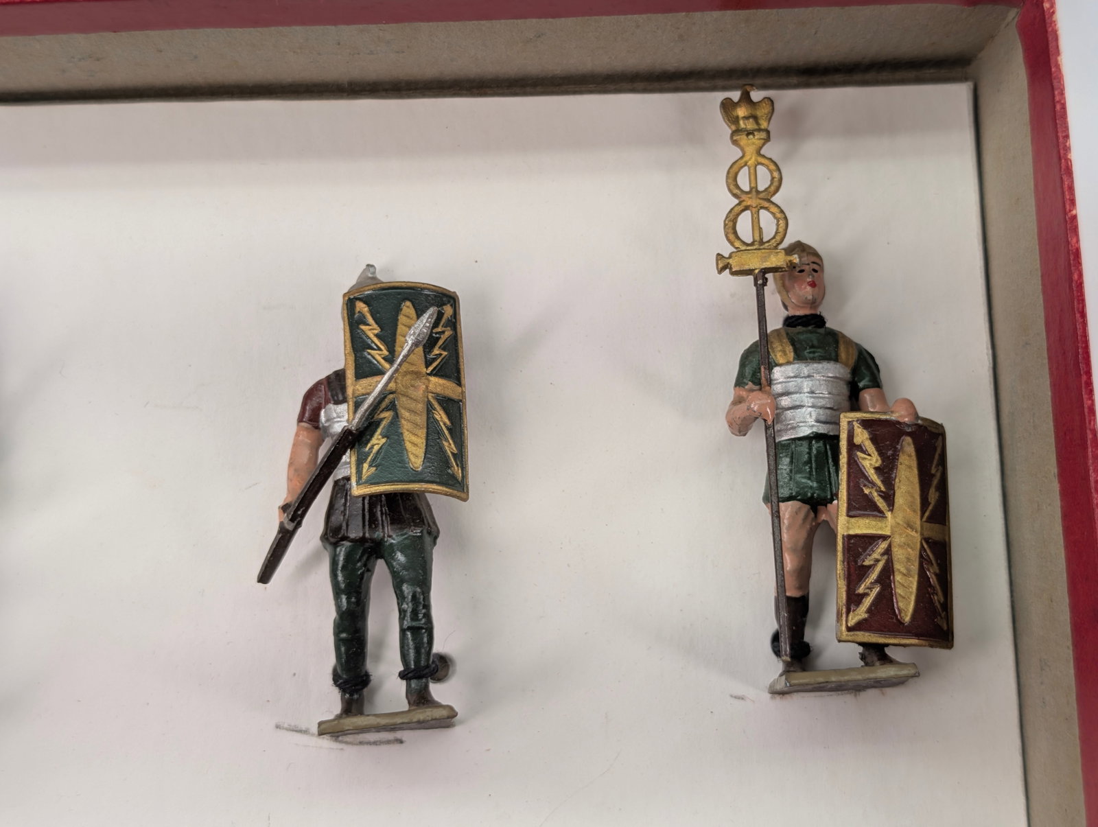 C.B.G. MIGNOT GUARD SET W/ SHIELDS - 3