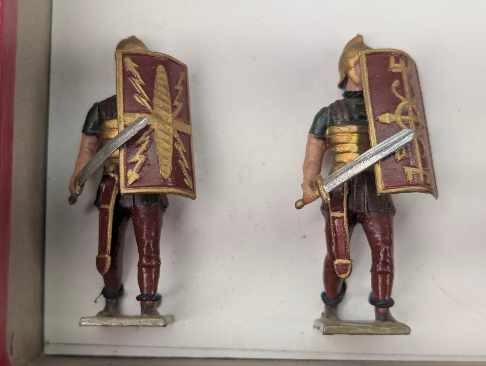 C.B.G. MIGNOT GUARD SET W/ SHIELDS - 4
