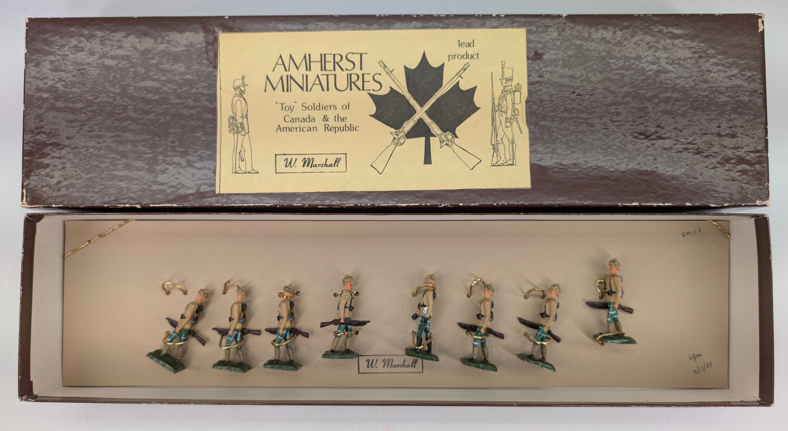 AMHERST MINIATURES AM-13 THE ROYAL SCOTS: SET REMAINS IN VERY GOOD CONDITION WITH ORIGINAL BOX.